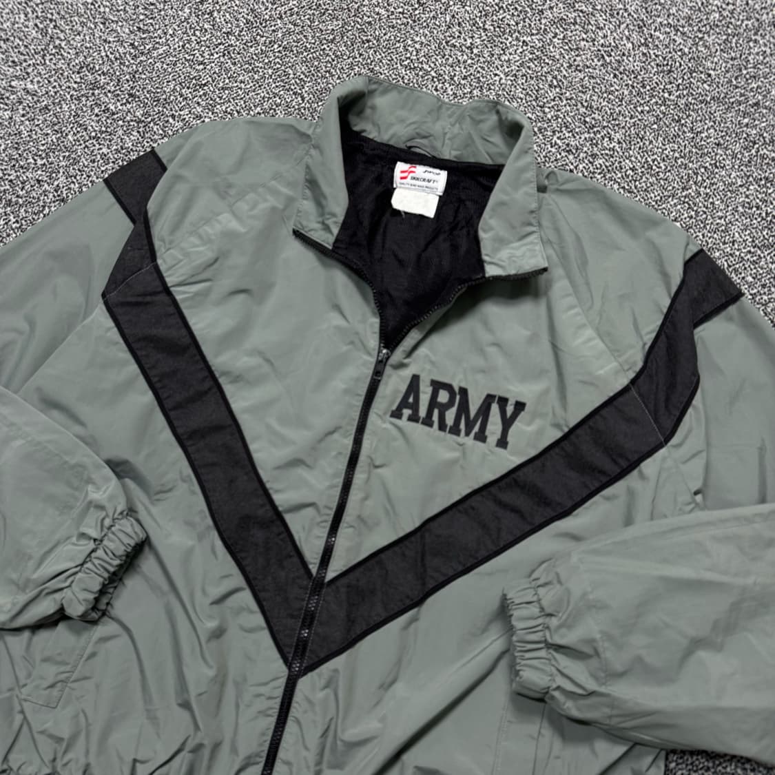 Name : IPFU 미군 시그니처 스티치라인 오버핏 바람막이 :)  상품이미지3
