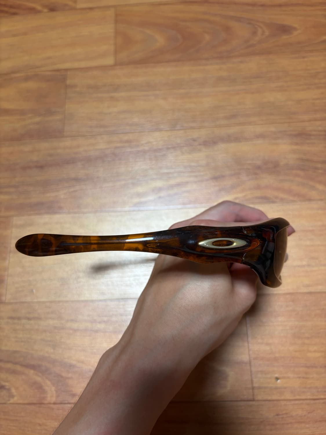 오클리 몬스터독 새렌즈 톨토이즈 상품이미지4