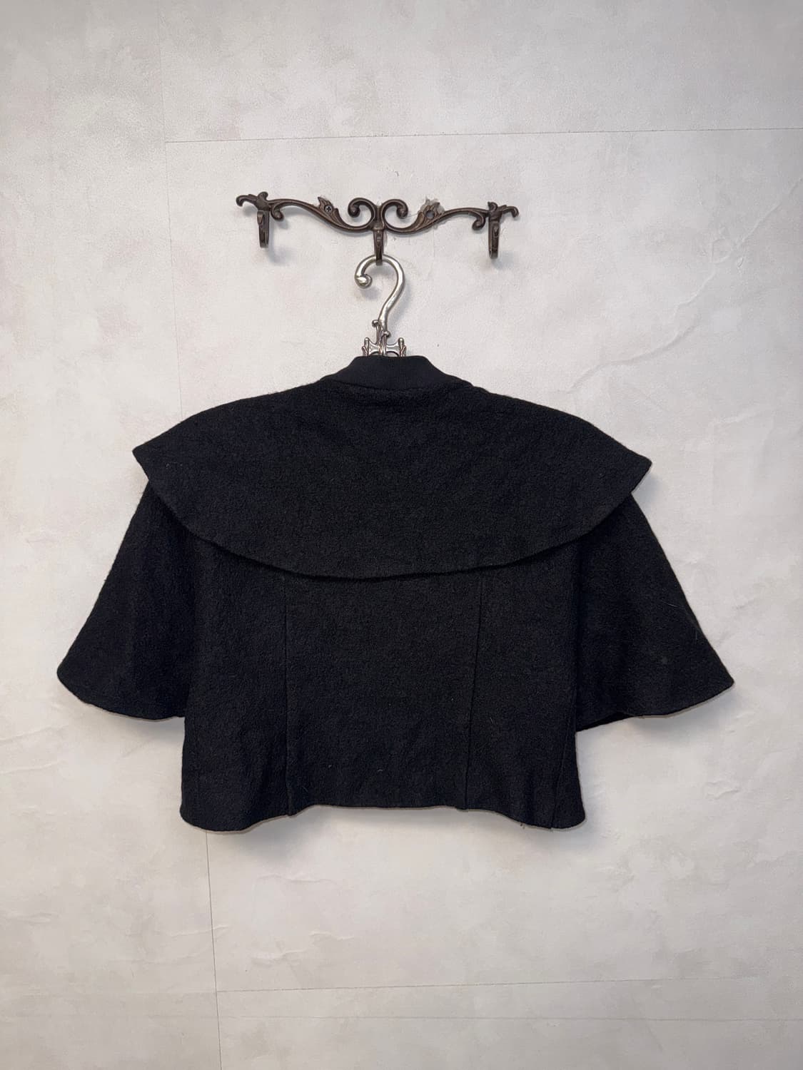Black wool cape layered half bolero  상품이미지3