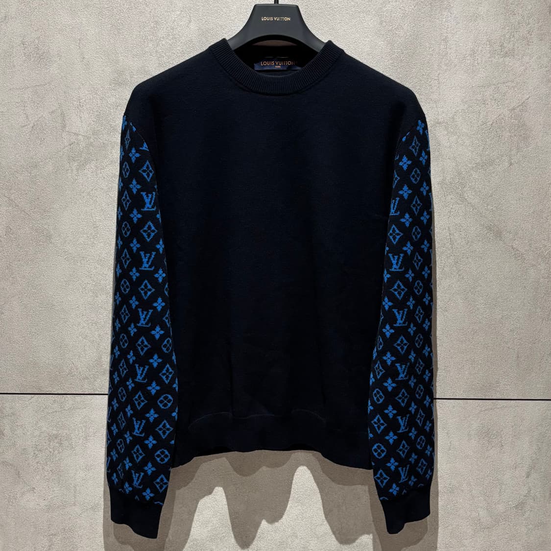 A+ / S (98) 루이비통 모노그램 믹스 캐시미어 니트 블랙 & 블루 상품이미지1