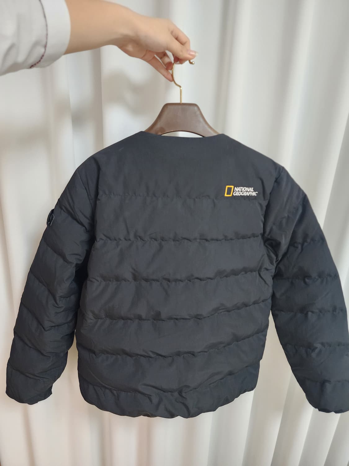 내셔널지오그래픽 경량패딩 덕 다운 점퍼 CARBON BLAC 상품이미지2