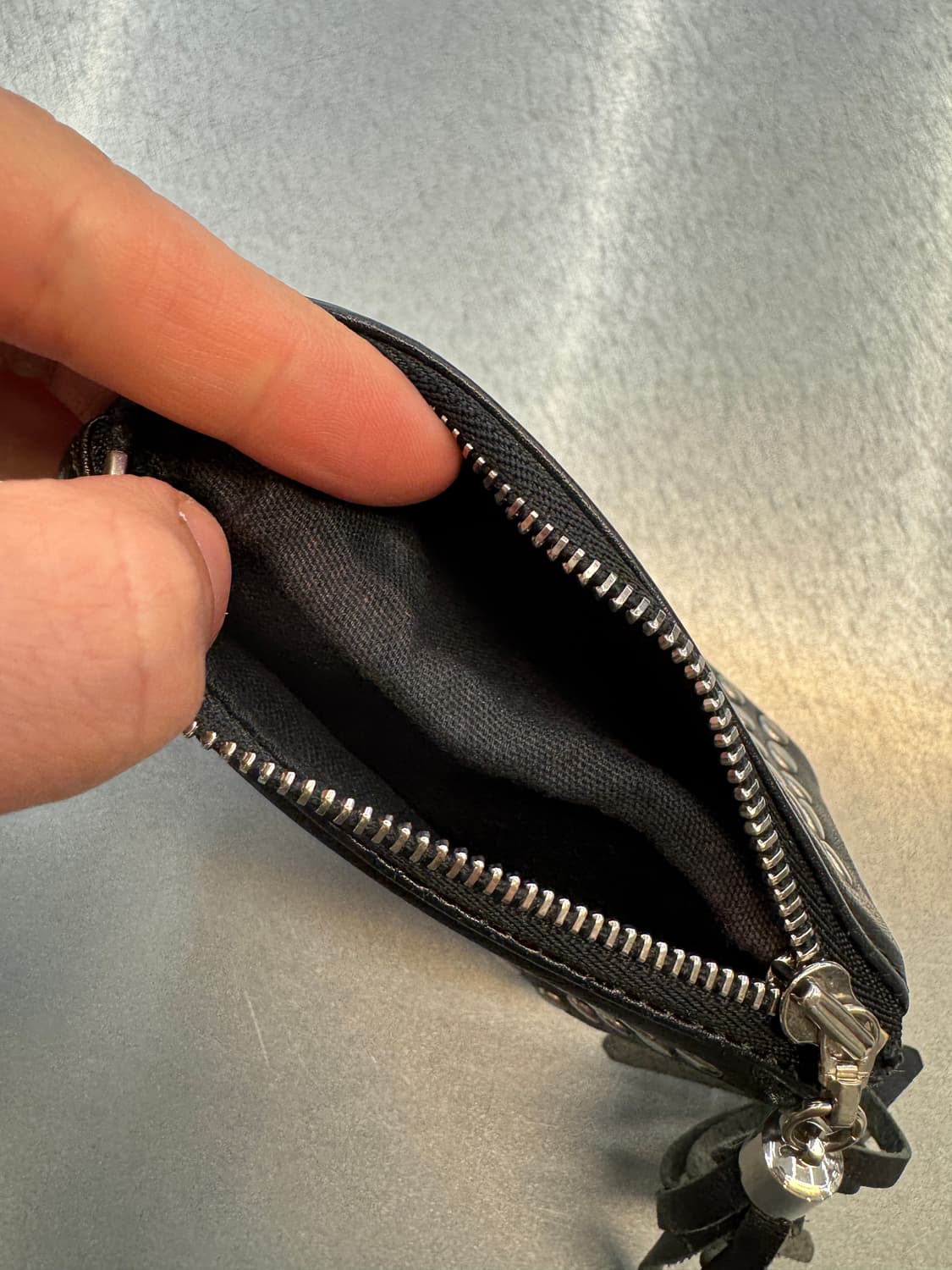 요지야마모토 스터드 프린지 지갑 상품이미지5