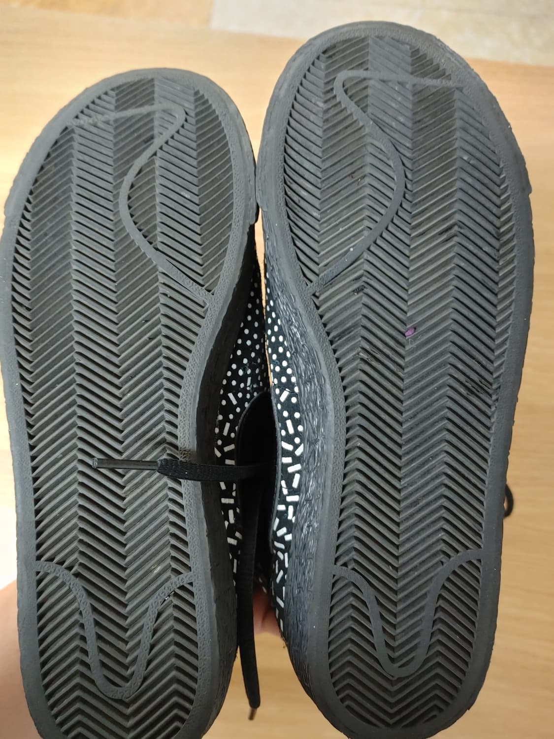 NIKE  나이키 여성 멀티패턴 하이탑 스니커즈 상품이미지9