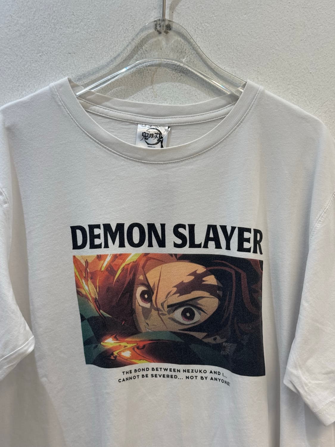 demonic blade character white T-shirt  상품이미지3
