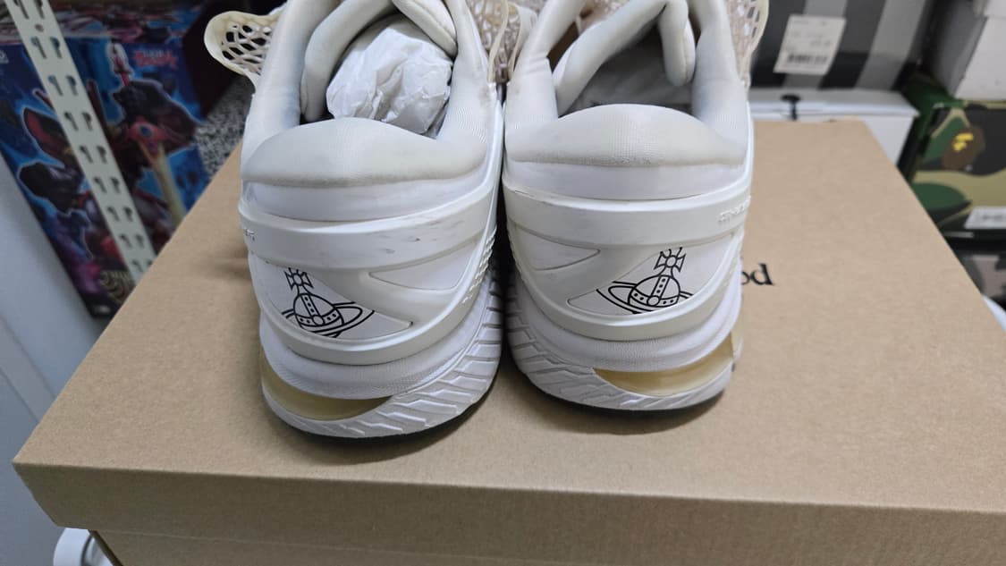 아식스x비비안웨스트우드 젤카야노26 버치 화이트 11사이즈(285) 상품이미지6