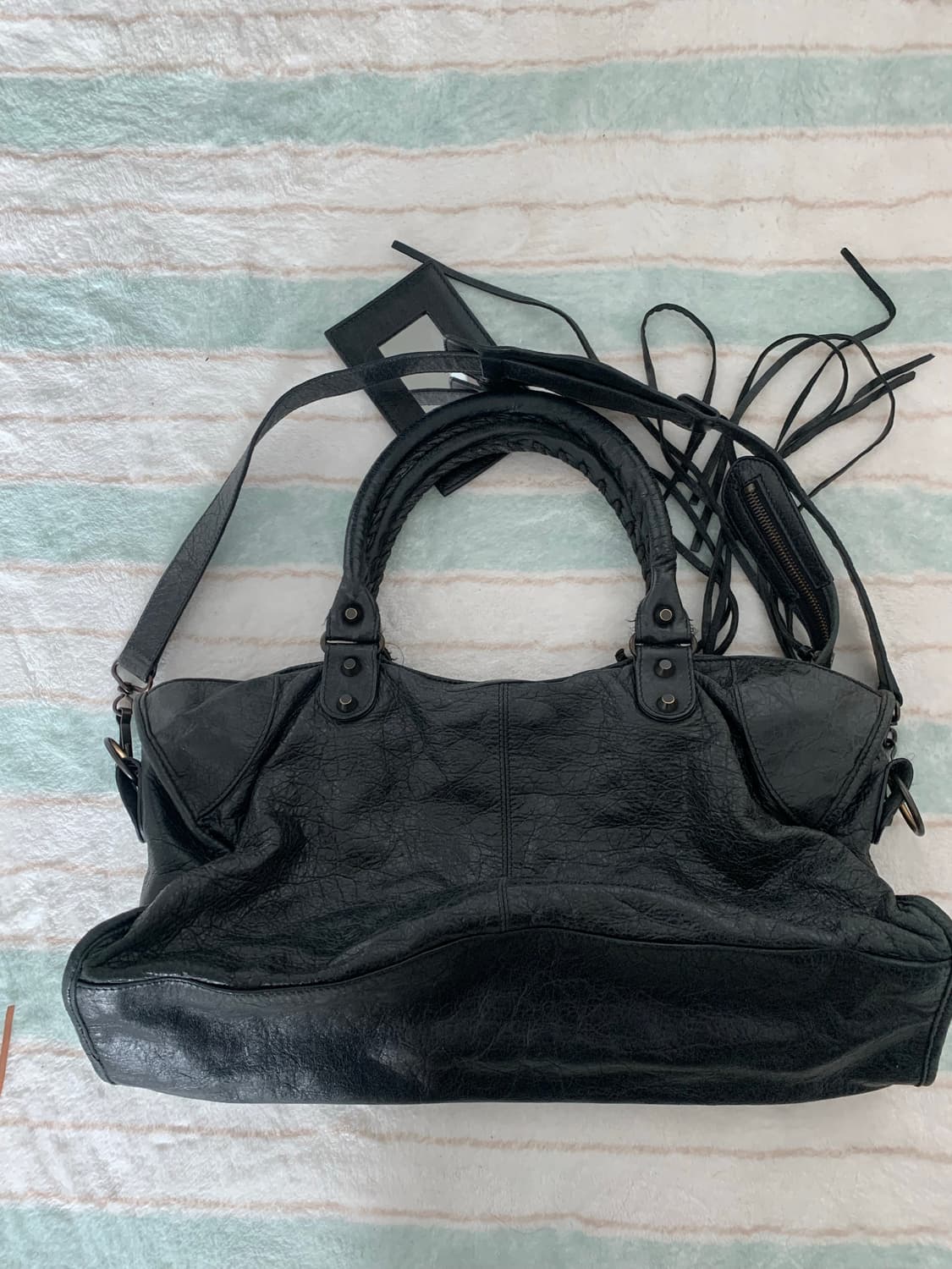 발렌시아가 모터백 라지 블랙 시티백 르시티 정품 상품이미지6