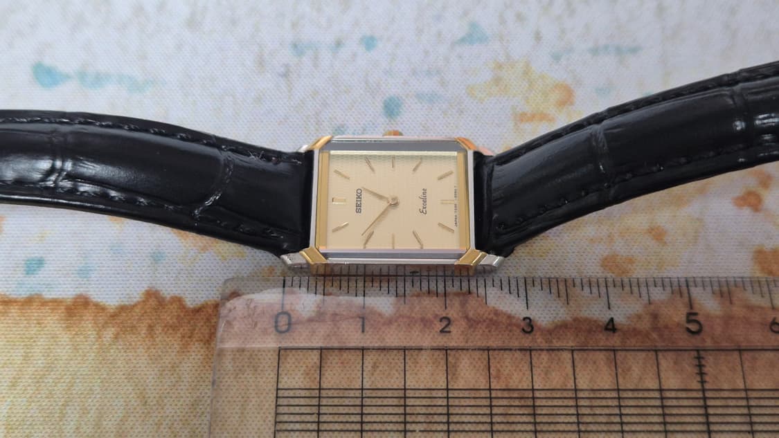 세이코 엑셀린 빈티지 여성 사각 탱크 쿼츠 시계 상품이미지3