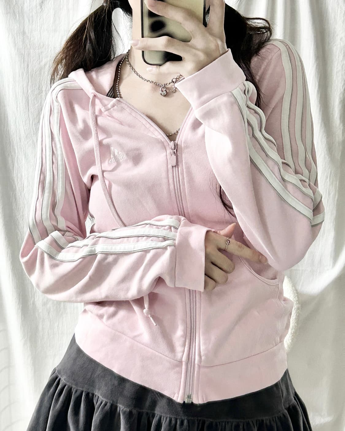 아디다스 자수로고 뮤트핑크 딱붙 후드집업 상품이미지3