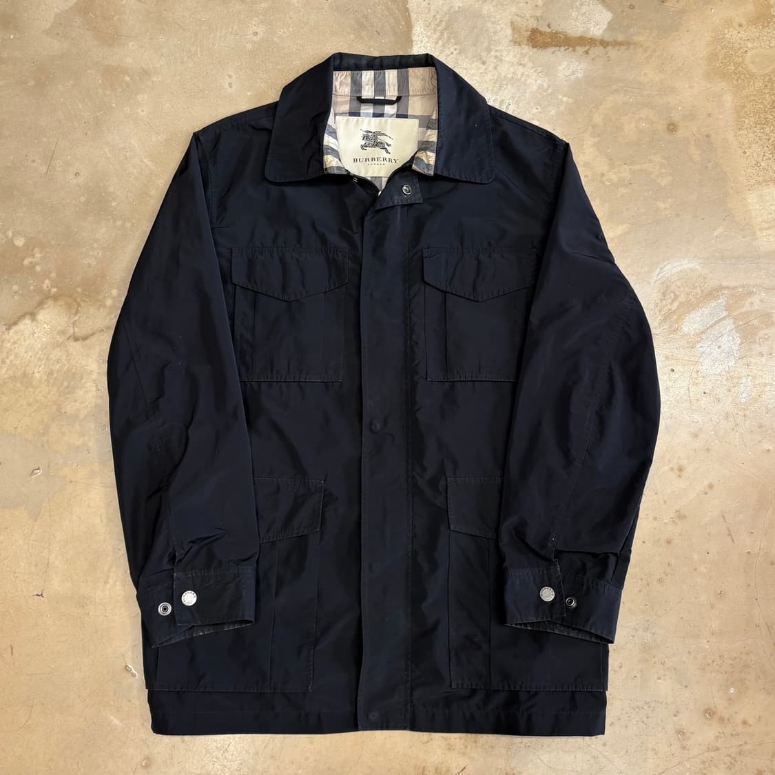 M 버버리 블랙 카고 집업버튼 자켓  상품이미지2