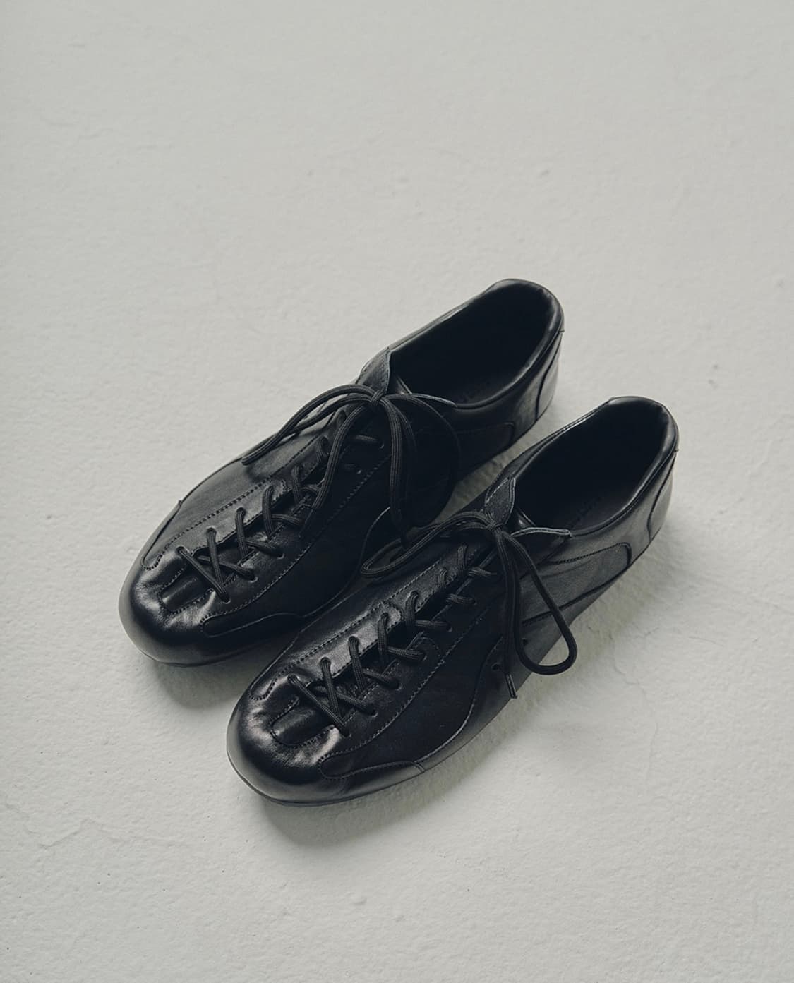 로맨틱무브 보울러 스니커즈 구해요 상품이미지2