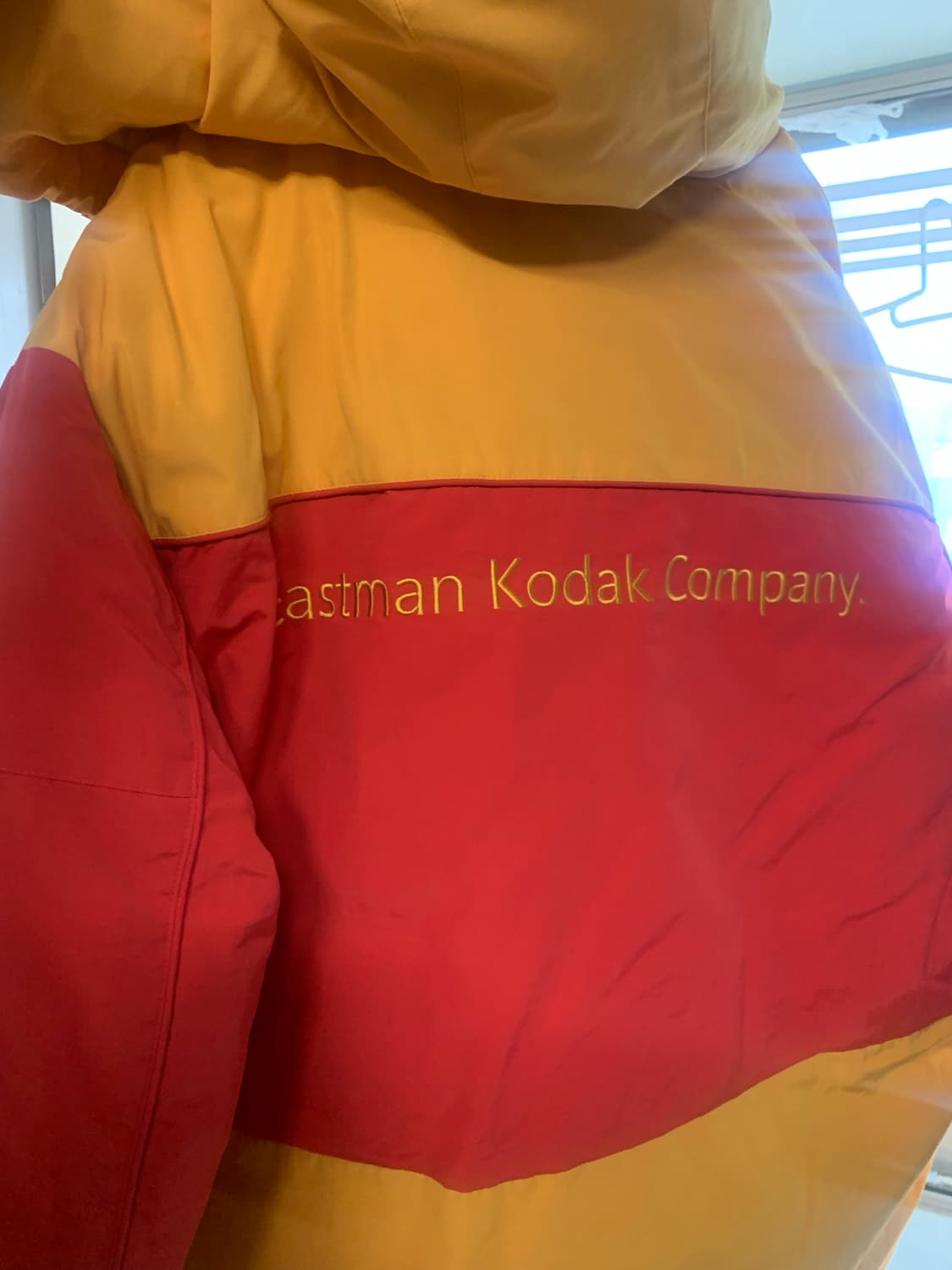 코닥 정해인 메일러 패딩 새상품 L 사이즈판매 합니다 상품이미지6