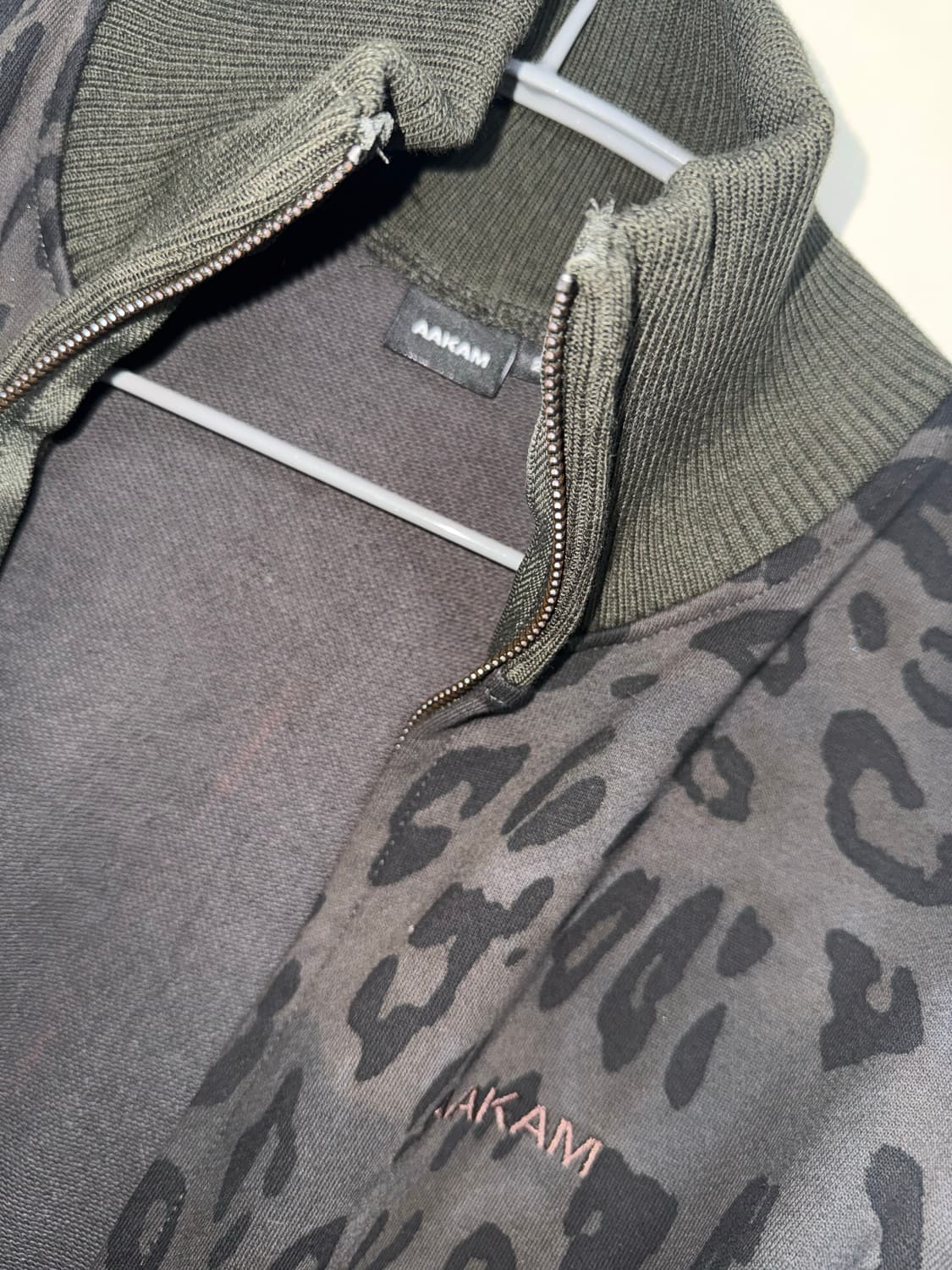 아캄 Leopard Logo Track Jacket (Black) 상품이미지5