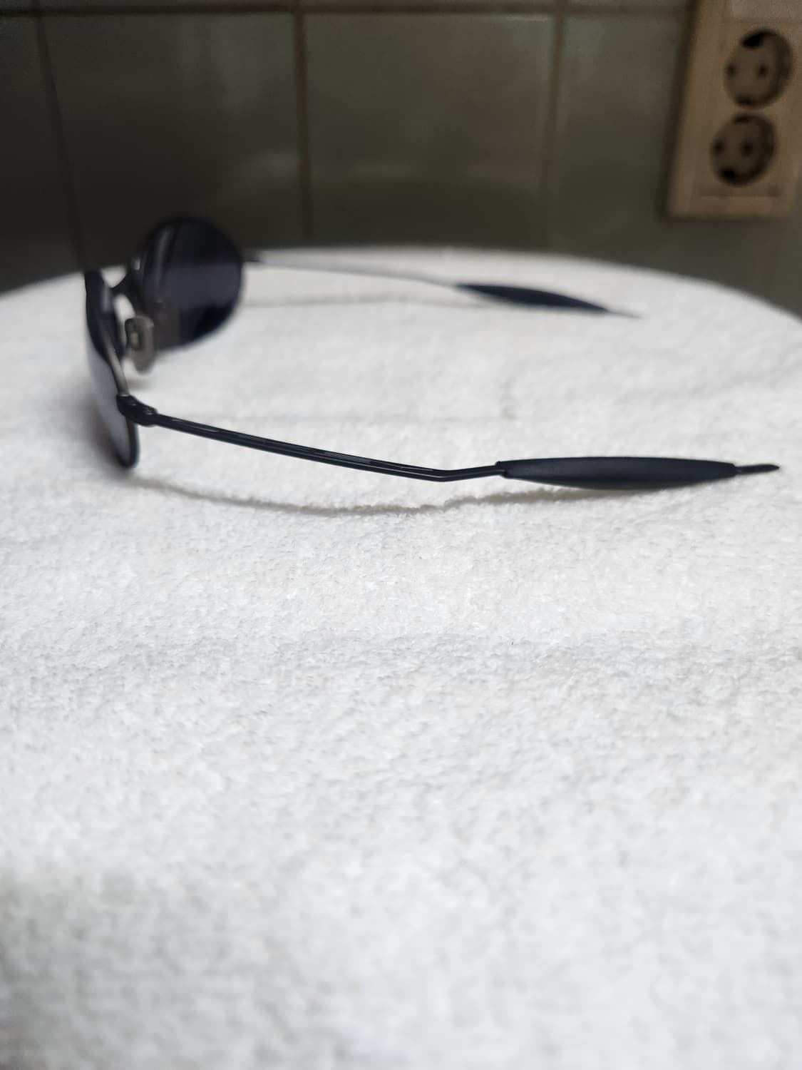 오클리 E 이와이어 1.0 선글라스 고글 oakley e wire 상품이미지3