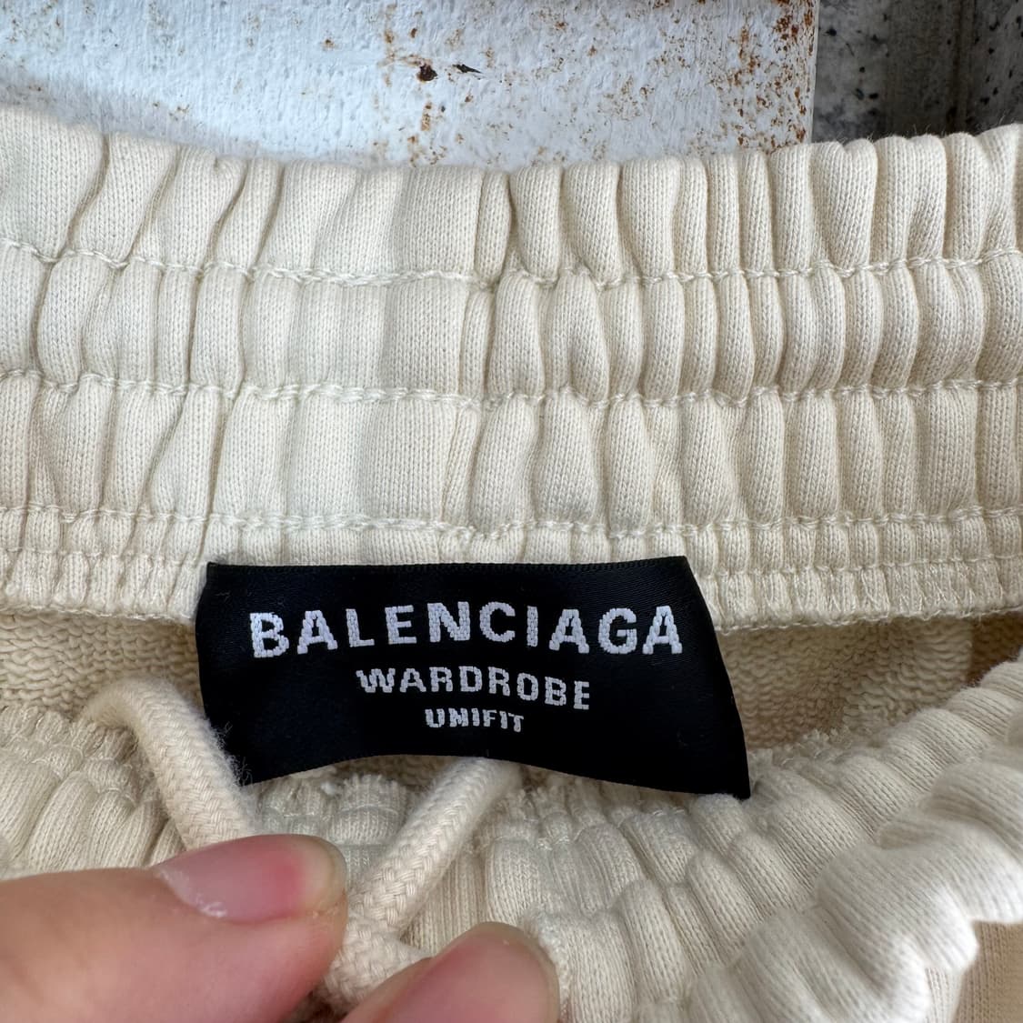 발렌시아가 워드롭 유니핏 웨이브 로고 스웻 숏팬츠 상품이미지5