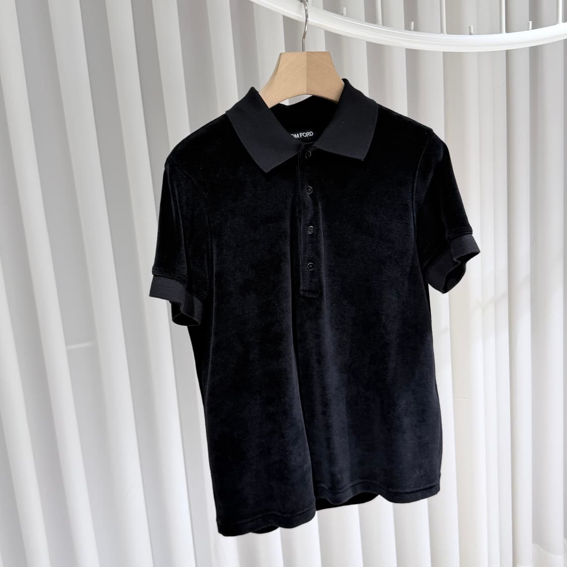 (A+/48) / 톰포드 블랙 벨벳 벨루어 폴로 반팔 티셔츠 상품이미지3