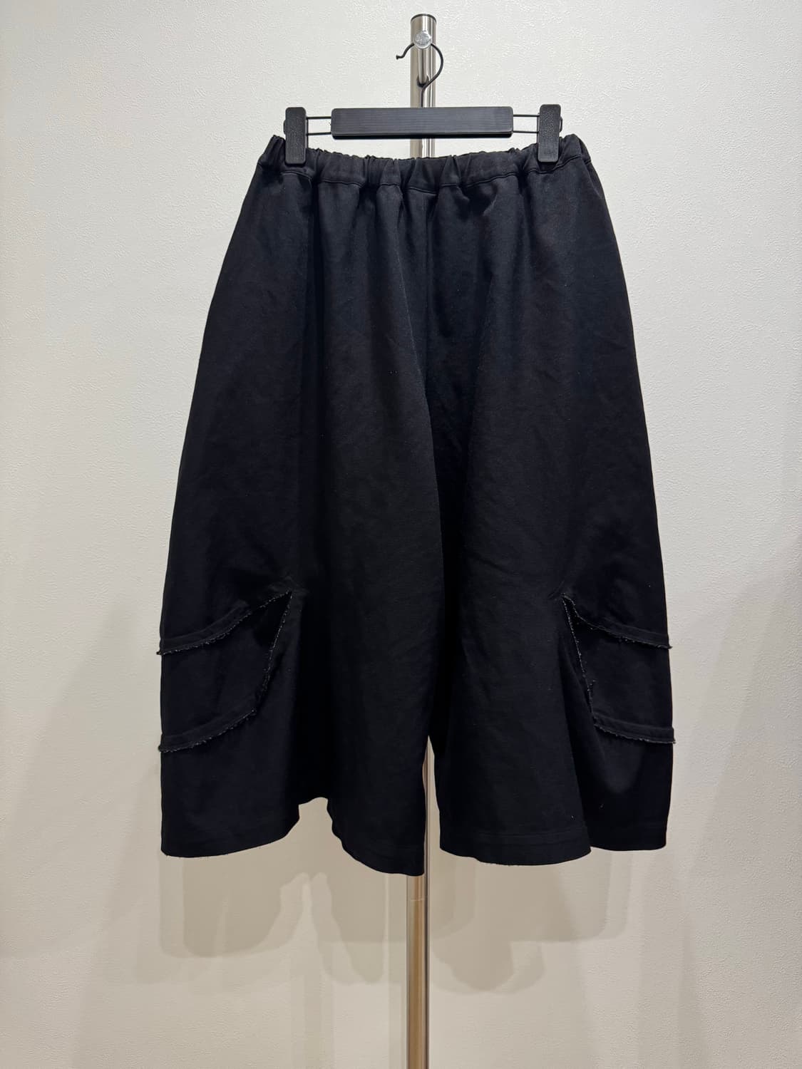 꼼데가르송 블랙 18ss 축융 디스토티드 와이드 팬츠 상품이미지4