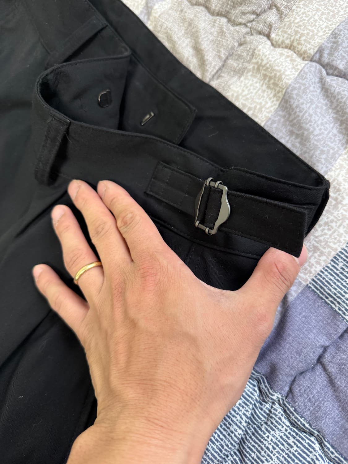 어나더오피스 산티아고 블랙 와이드 팬츠 03사이즈 판매합니다. 상품이미지3