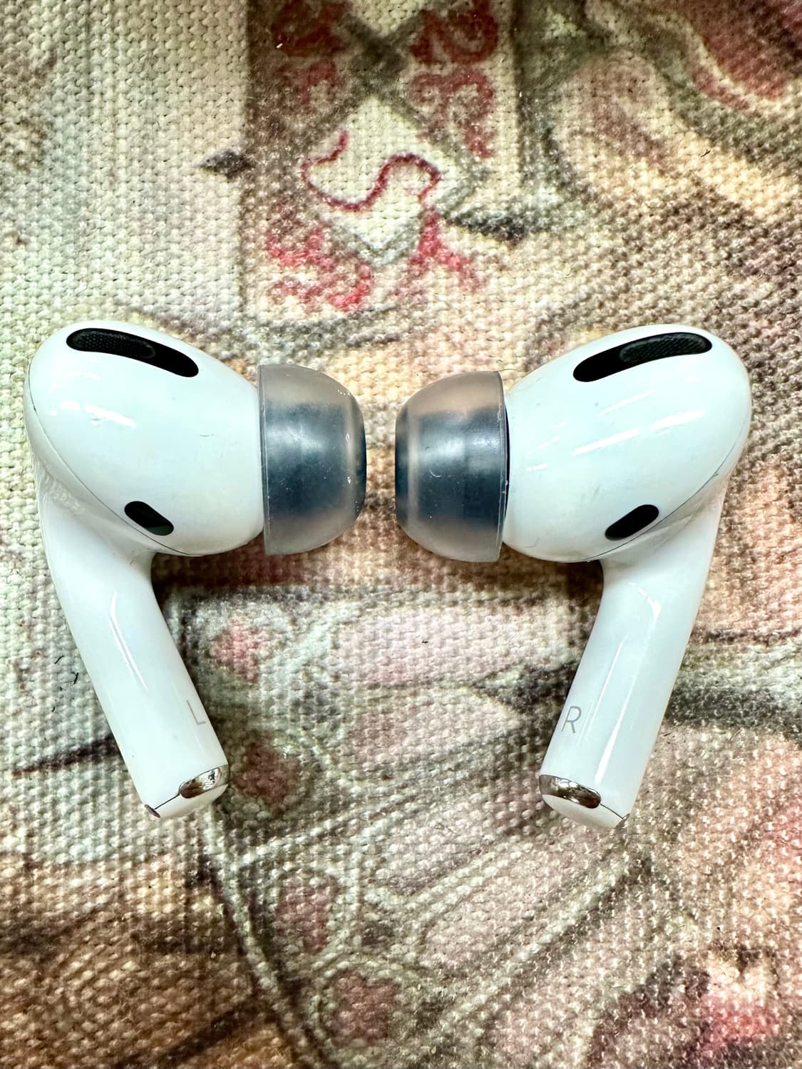 에어팟프로 1세대 (라이트닝8핀) 상품이미지3