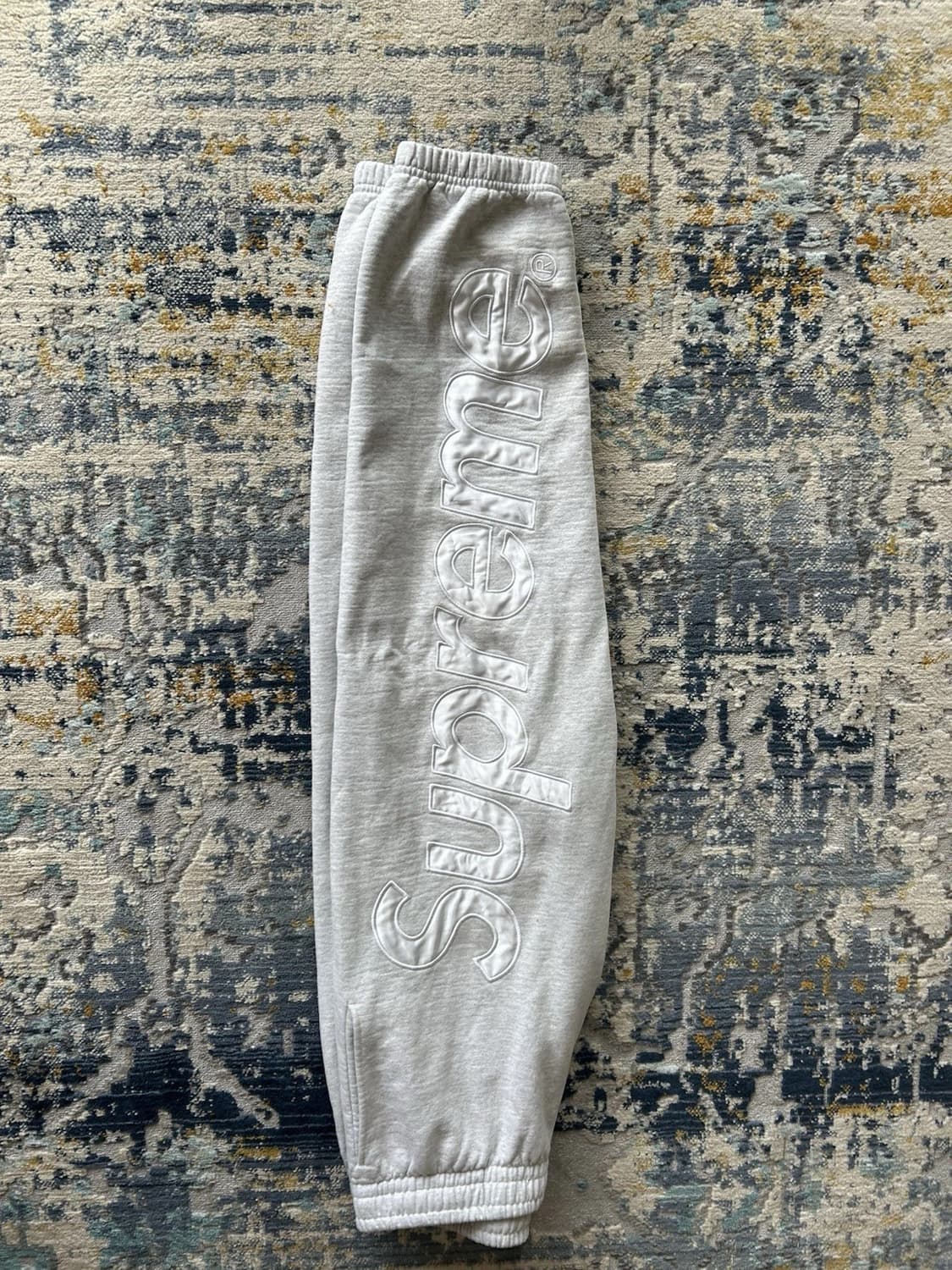 24FW 슈프림 새틴 아플리케 스웻 팬츠 그레이 S 상품이미지2