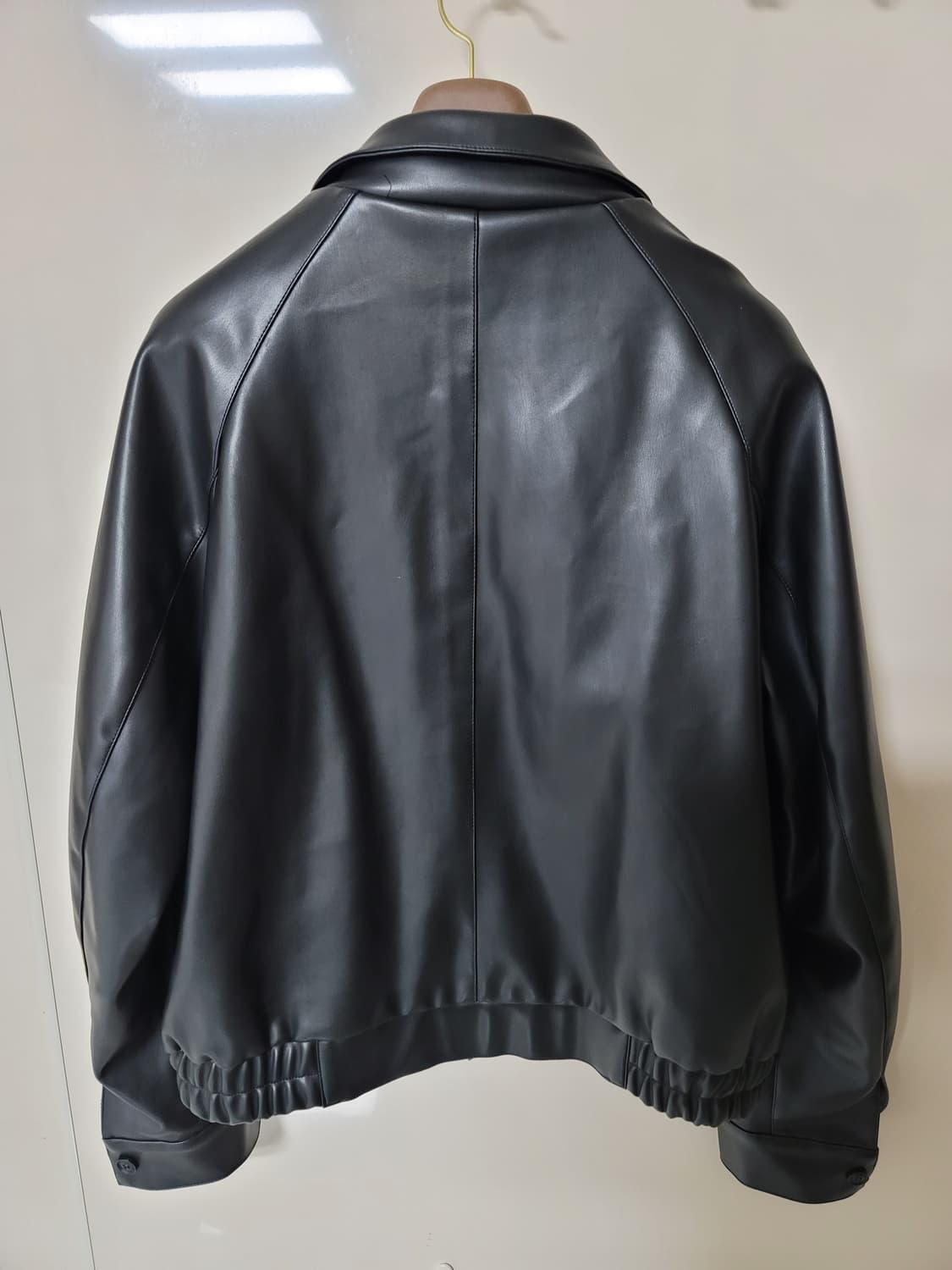 FUDGE STORE 버핑 가죽 자켓 S 남성95정 거의새옷

 상품이미지2