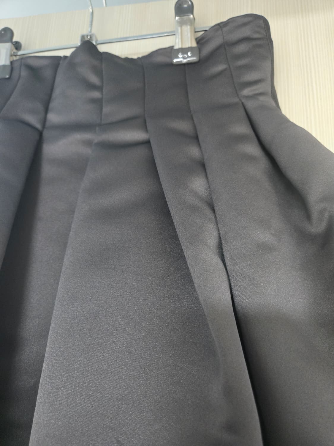 로지몬스터 하이웨스트 새틴 벌룬스커트 상품이미지6