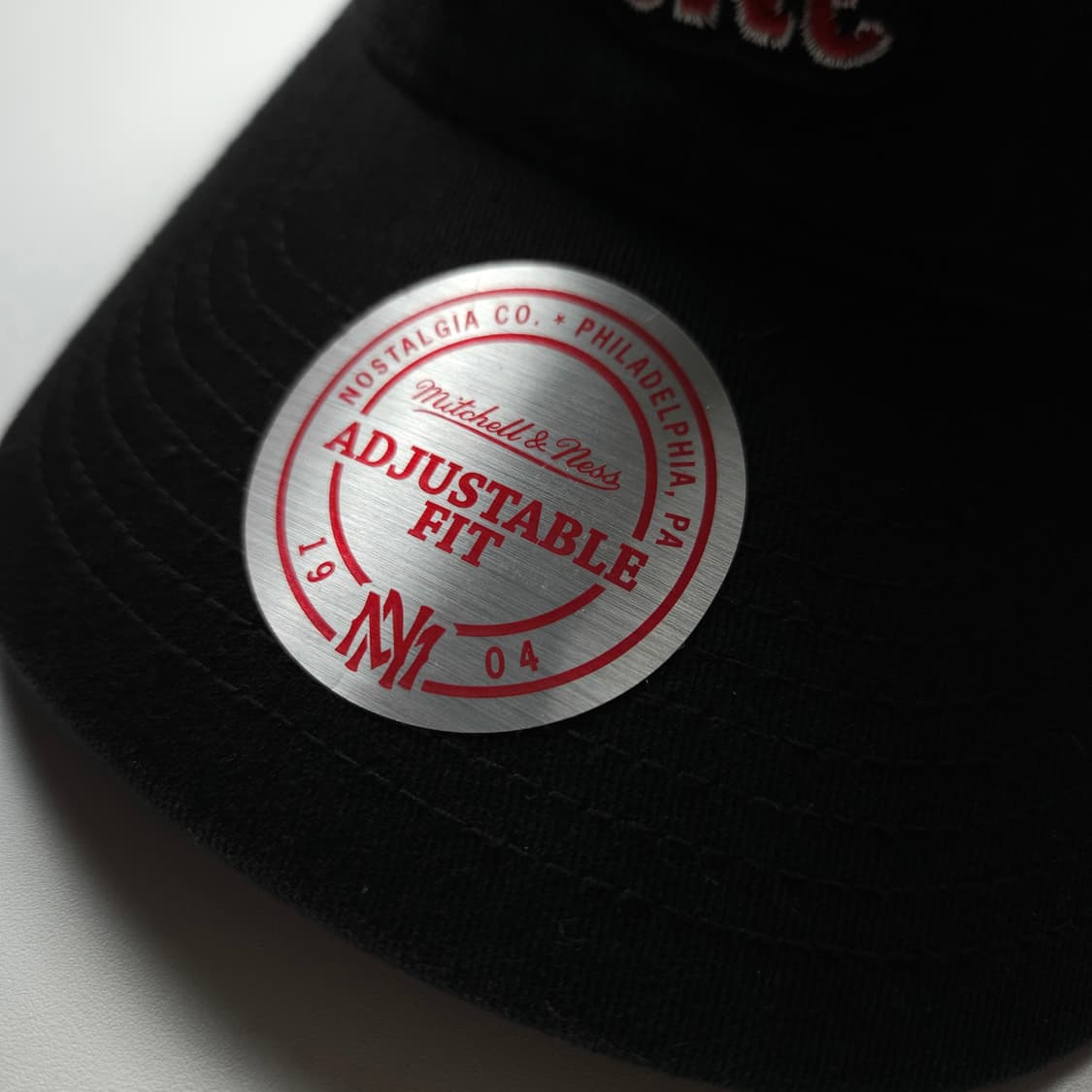 미첼앤네스 레드불 BC 빅로고 볼캡 블랙 (OS) 상품이미지3