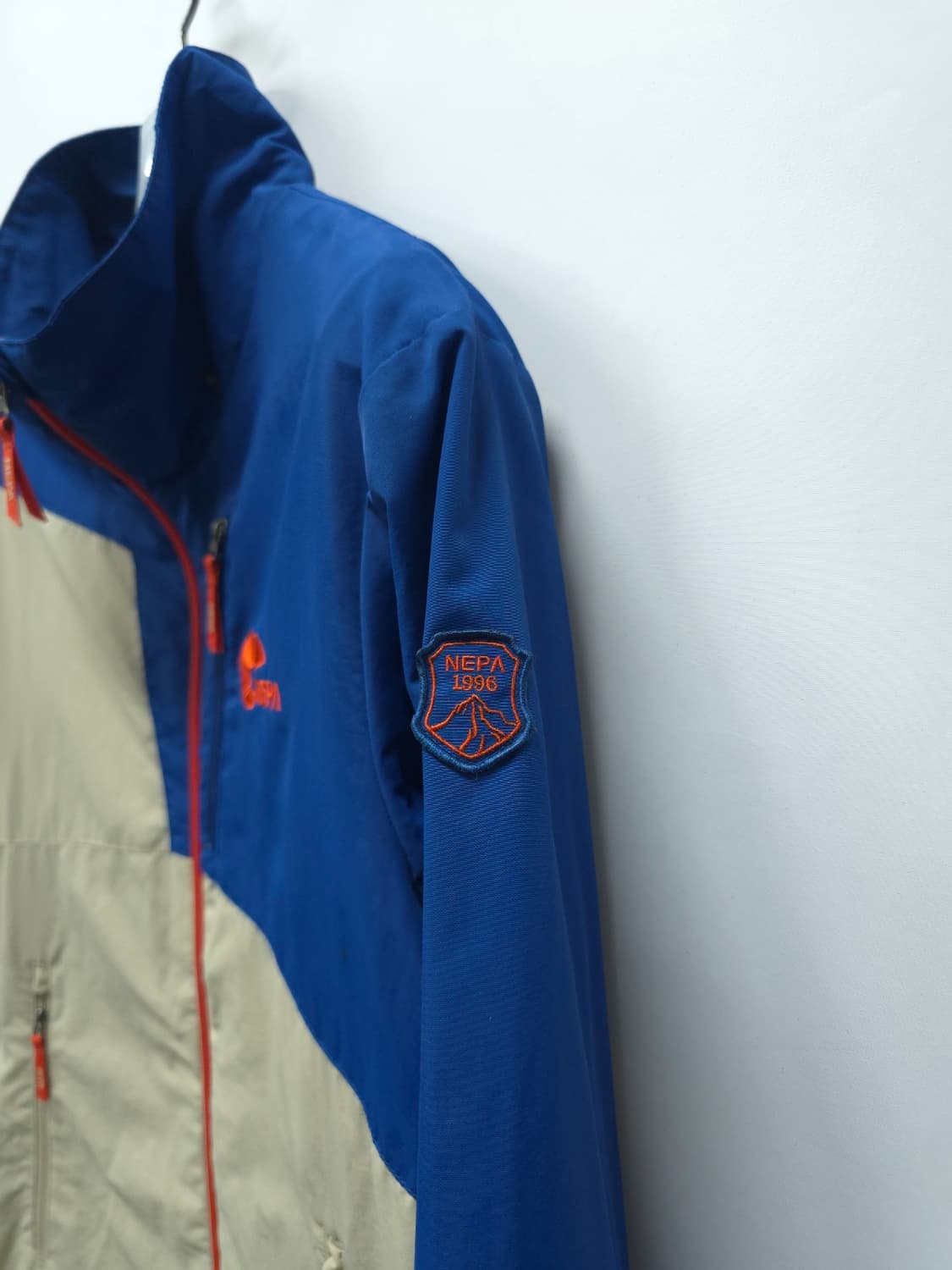 네파 여성 배색 바람막이 자켓 - 블루&베이지 (90사이즈) 상품이미지4