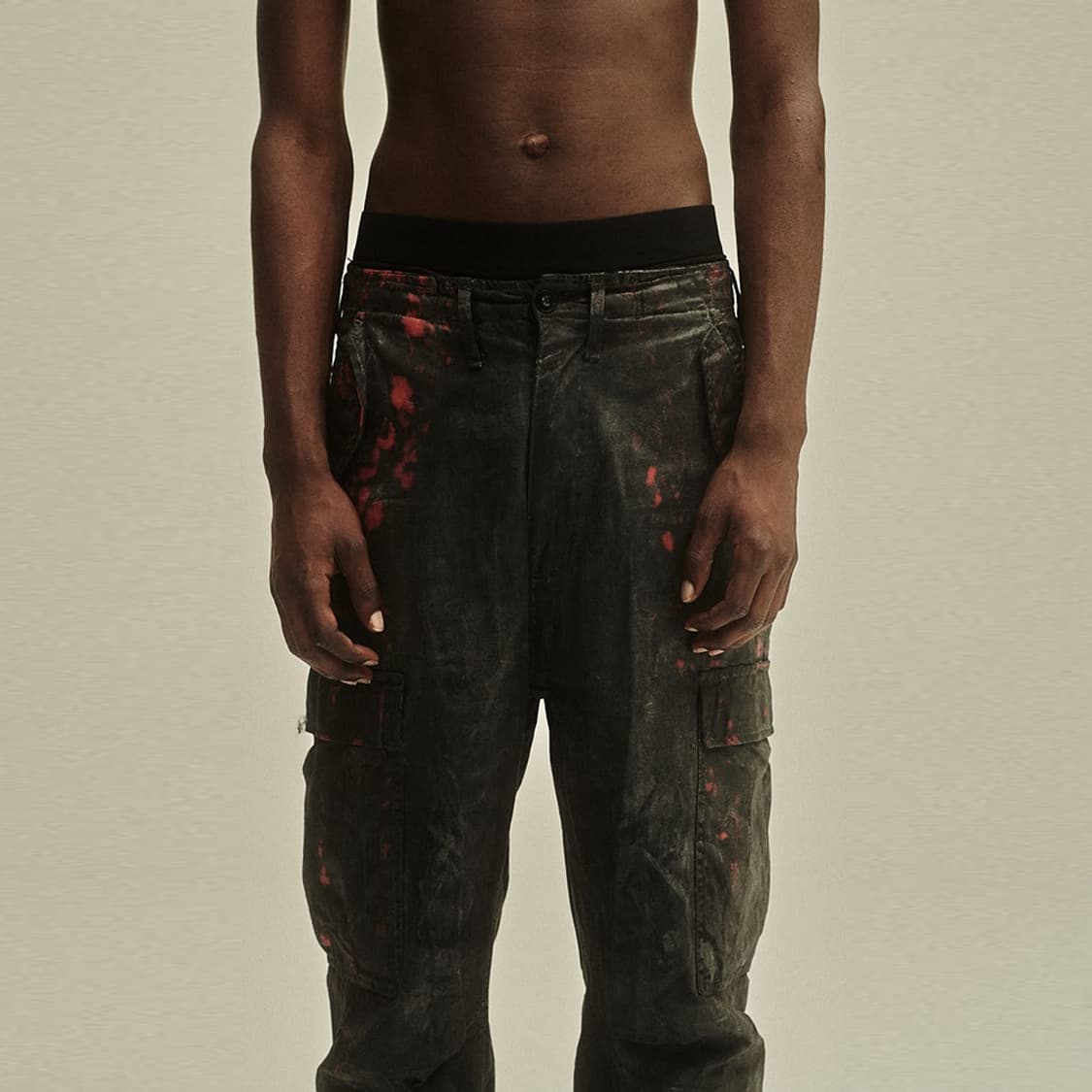 Pln oilskin cargo pants bleached 카고팬츠 L 상품이미지1