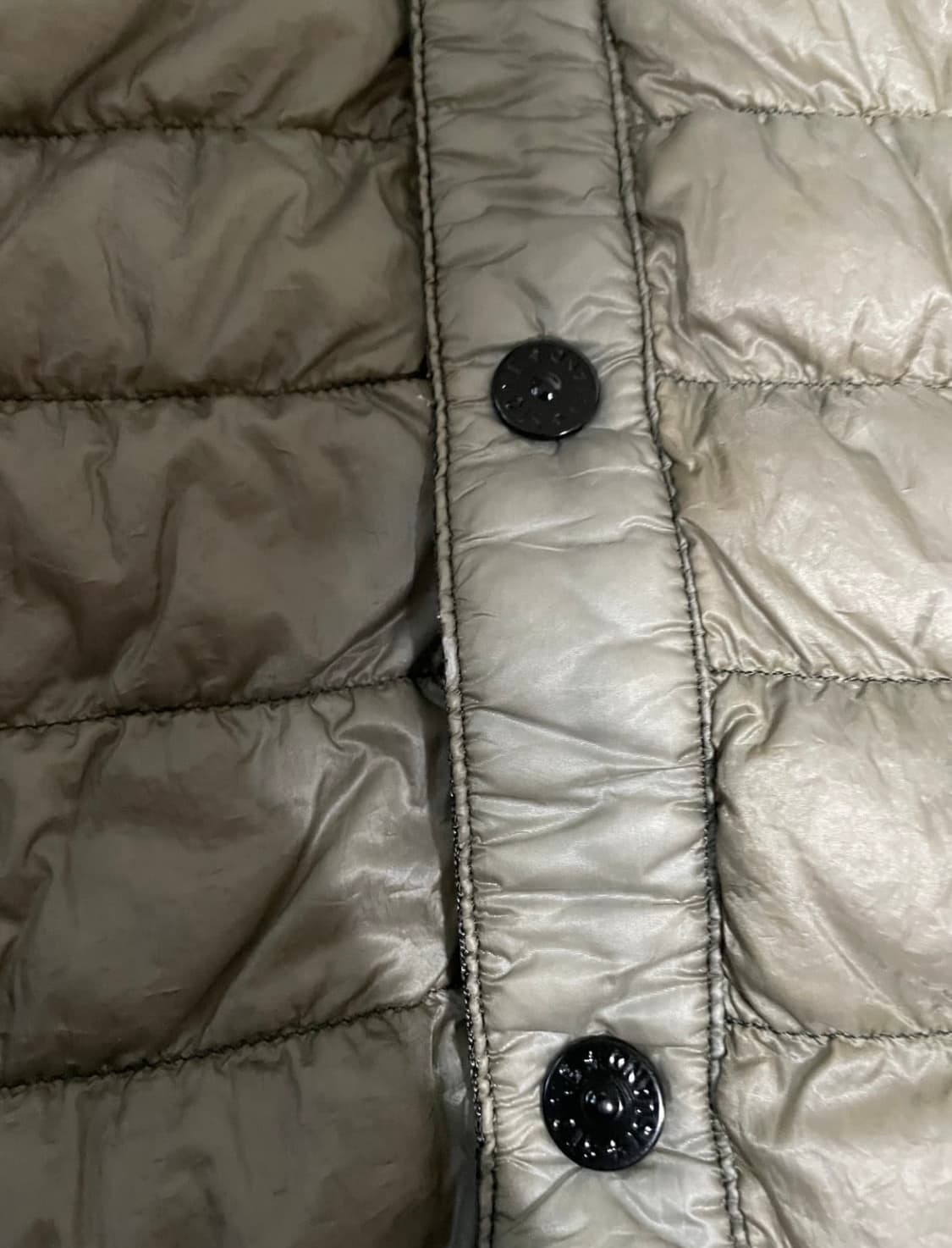 스톤 아일랜드 경량 패딩 셔츠 상품이미지6