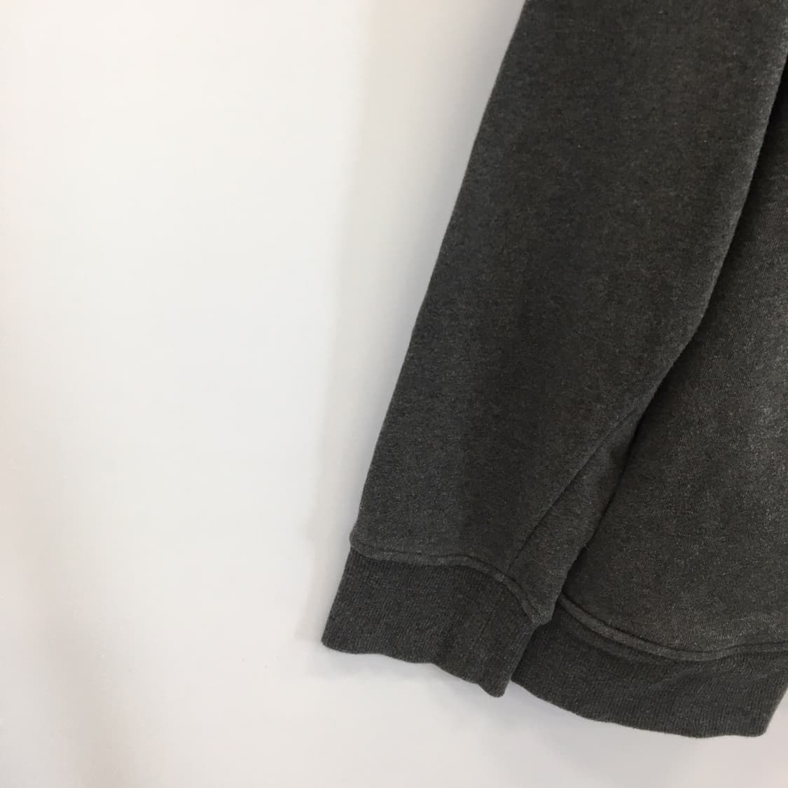 럭키슈에뜨 패치로고 오버 스웻셔츠 L  상품이미지3