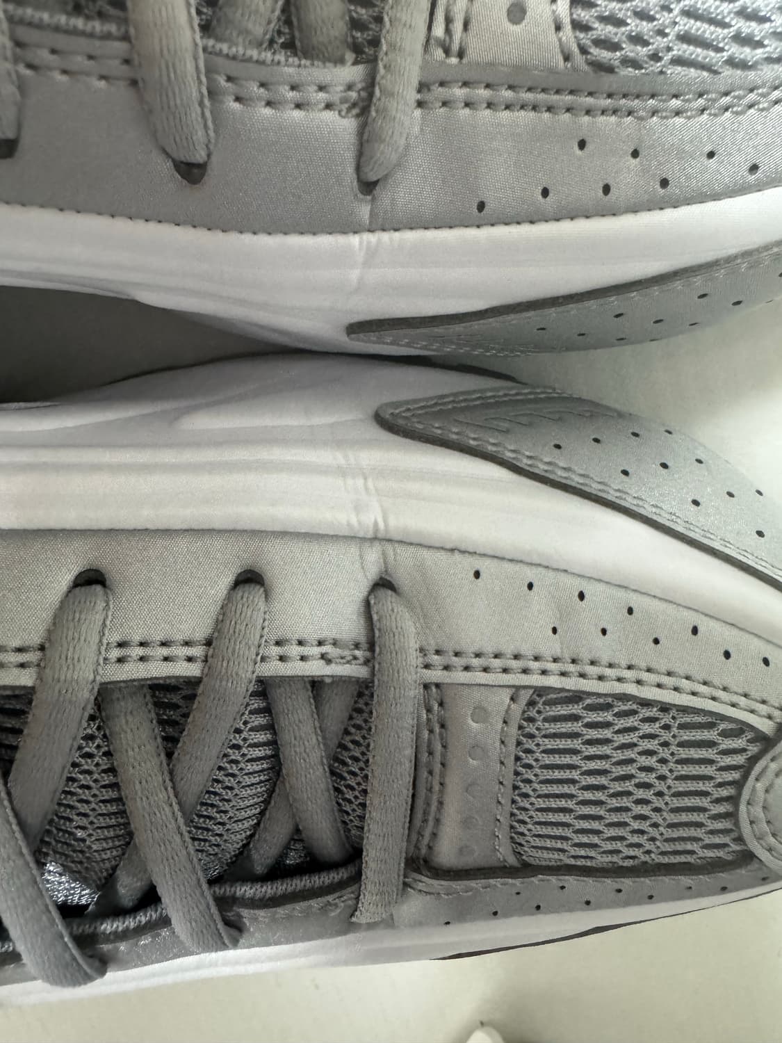 나이키 샥스 R4 메탈릭 실버 화이트 상품이미지9