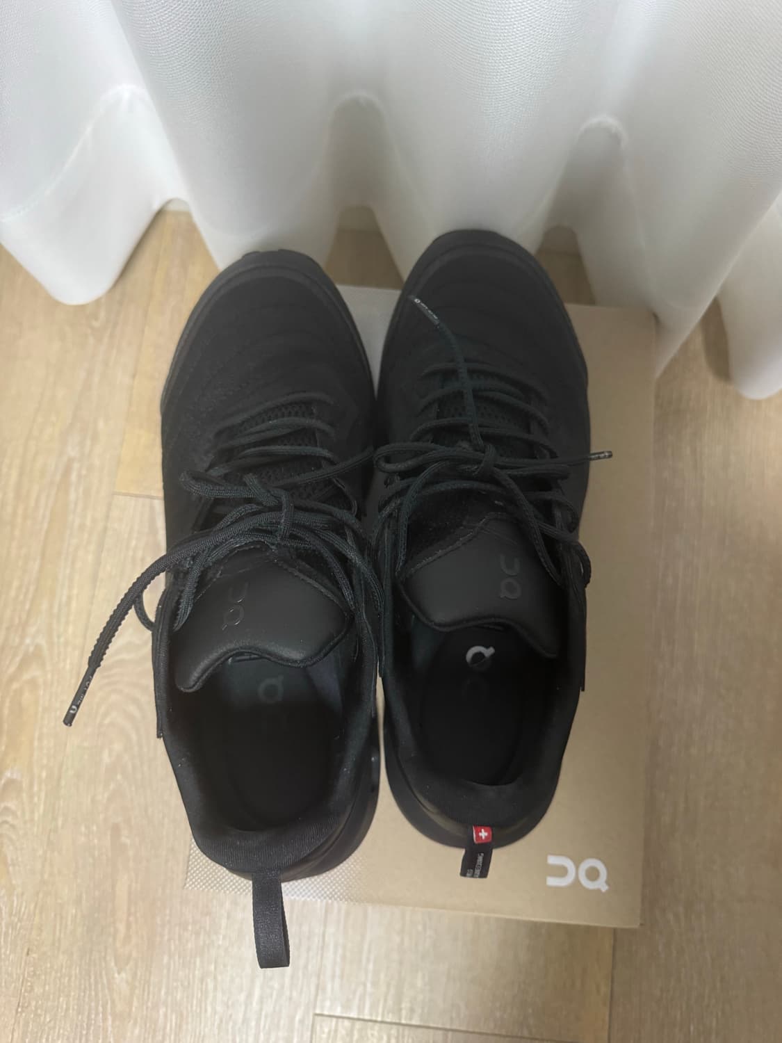 [275] 온러닝 클라우드존 문 블랙 젠데이야 콜라보 상품이미지5