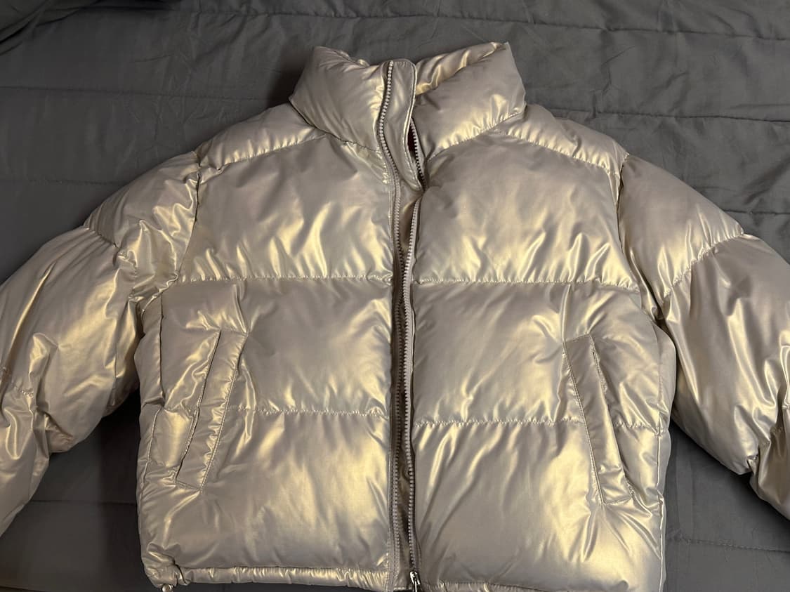 비터셀즈 글로시 크롭 푸퍼 자켓 패딩 실버 은색 숏 패딩 상품이미지2