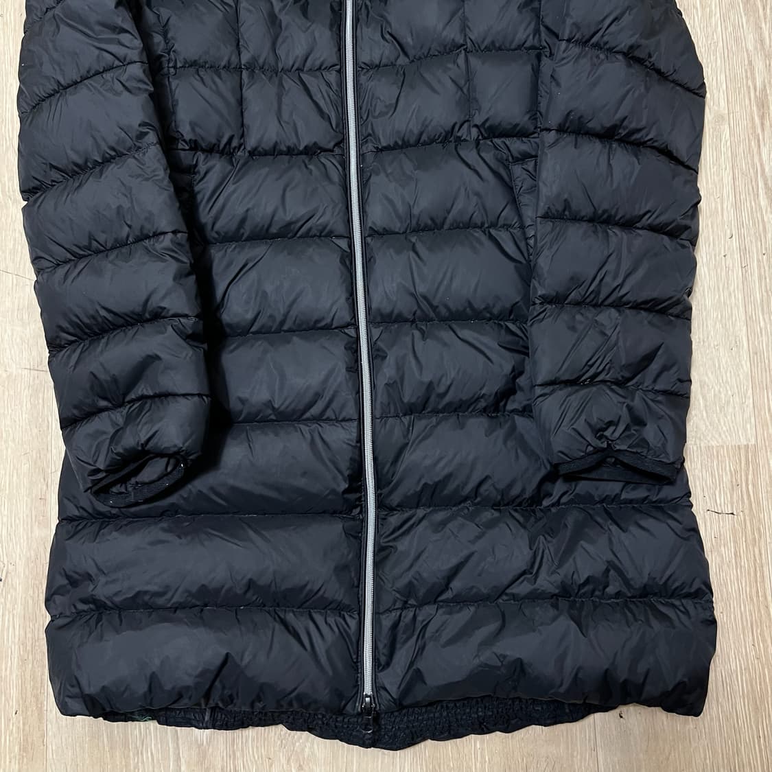 마모트 여성 구스다운 후드 경량 롱패딩 L/100  상품이미지3