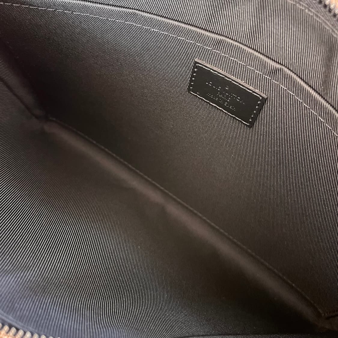 [S급/정품] 루이비통 포쉐트 투고 쉐도우 클러치 백 가방 상품이미지5