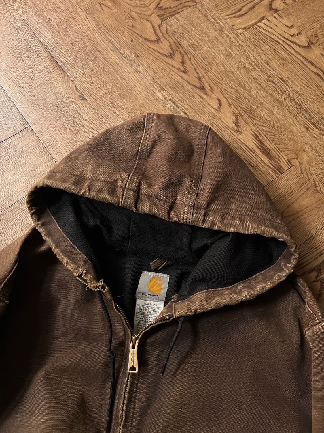 [XL]칼하트 USA J25 하드 페이딩 다크브라운 액티브 워크자켓 상품이미지2