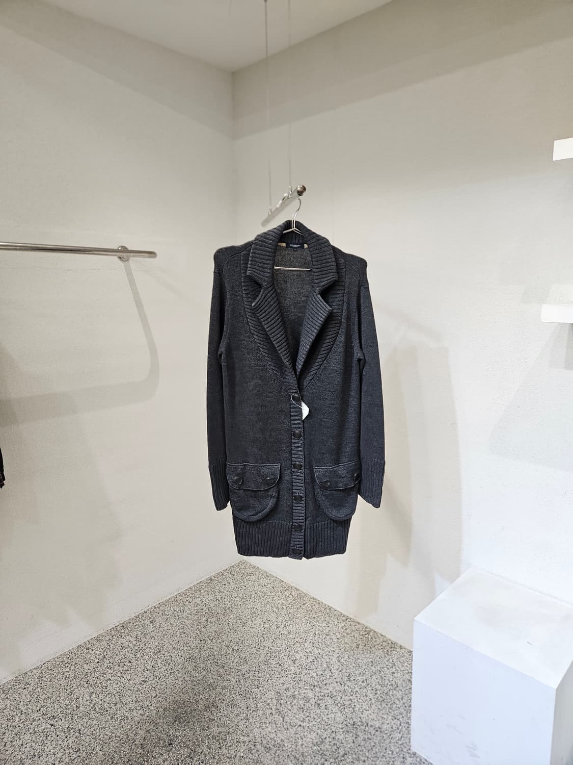 버버리 울 카라 니트 롱 가디건 상품이미지1