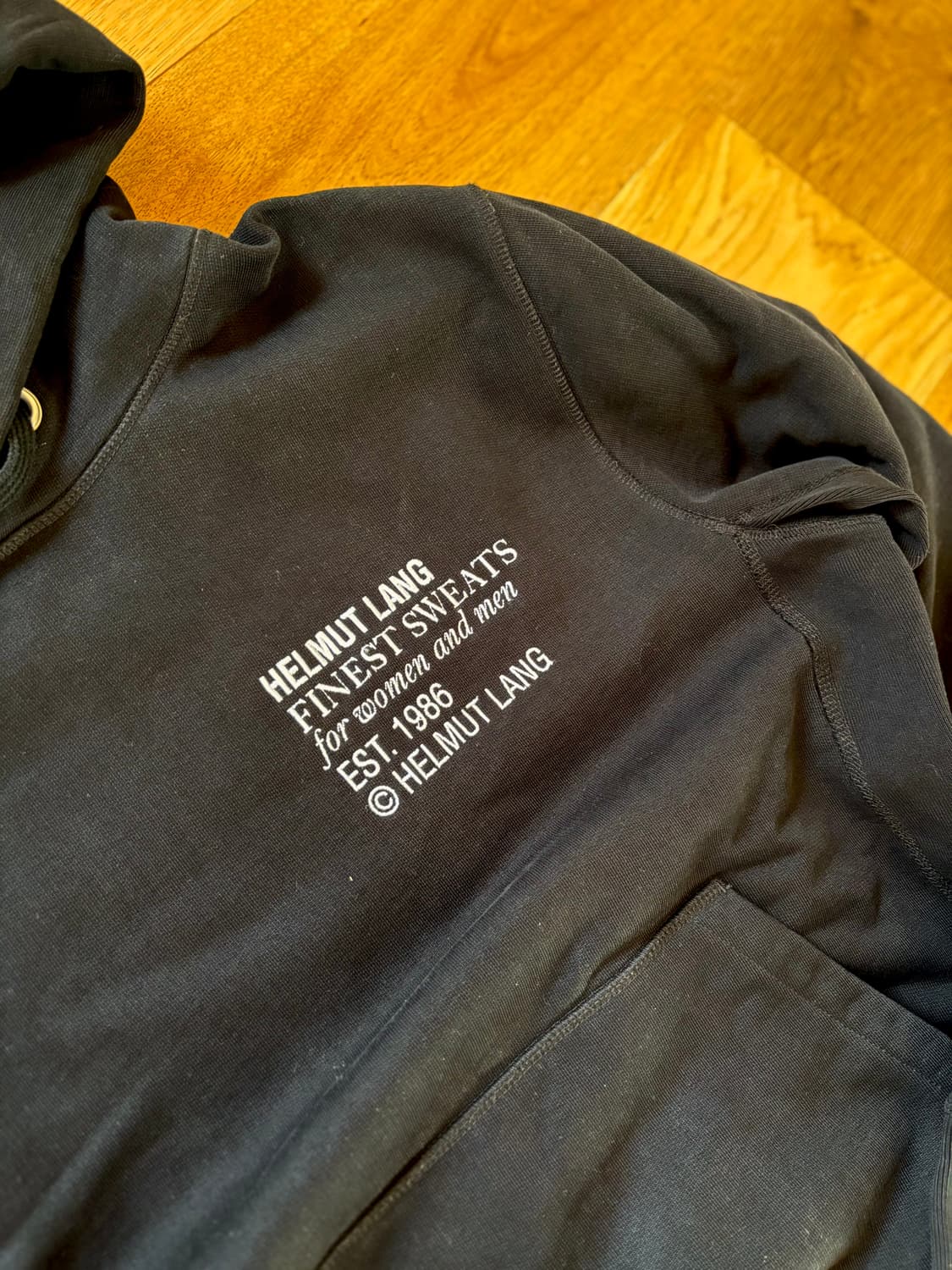 헬무트랭 자수 후드티 상품이미지2