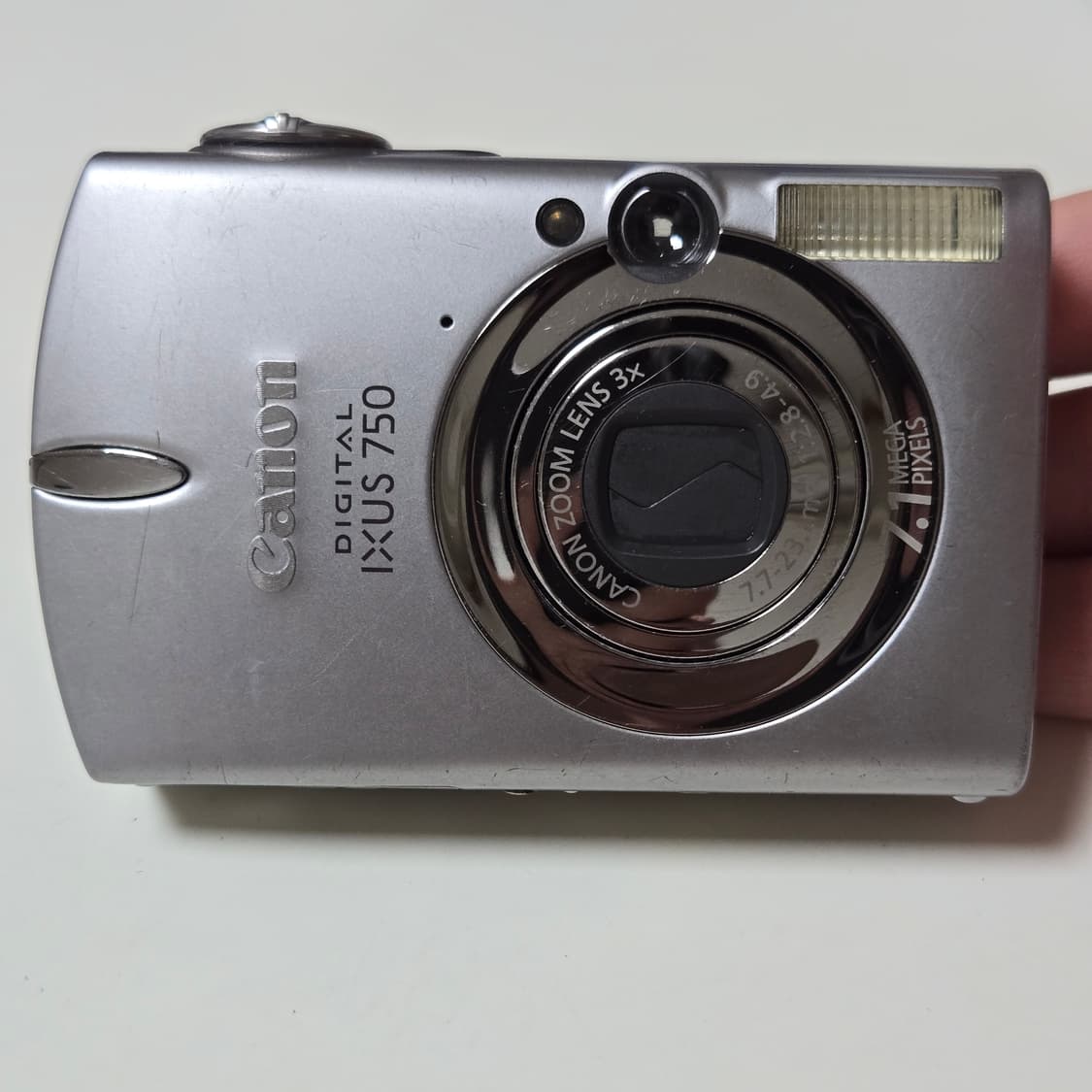 캐논 디지털 IXUS 750 실버 카메라 상품이미지1