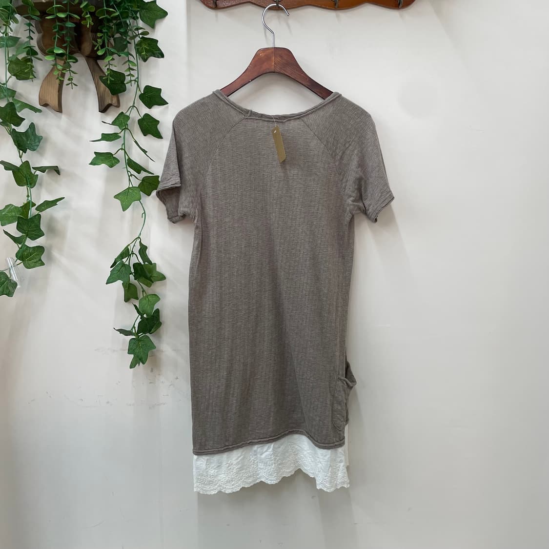 여리 니혼진 그레이지 레이스 밑단 티셔츠 🏠 상품이미지4