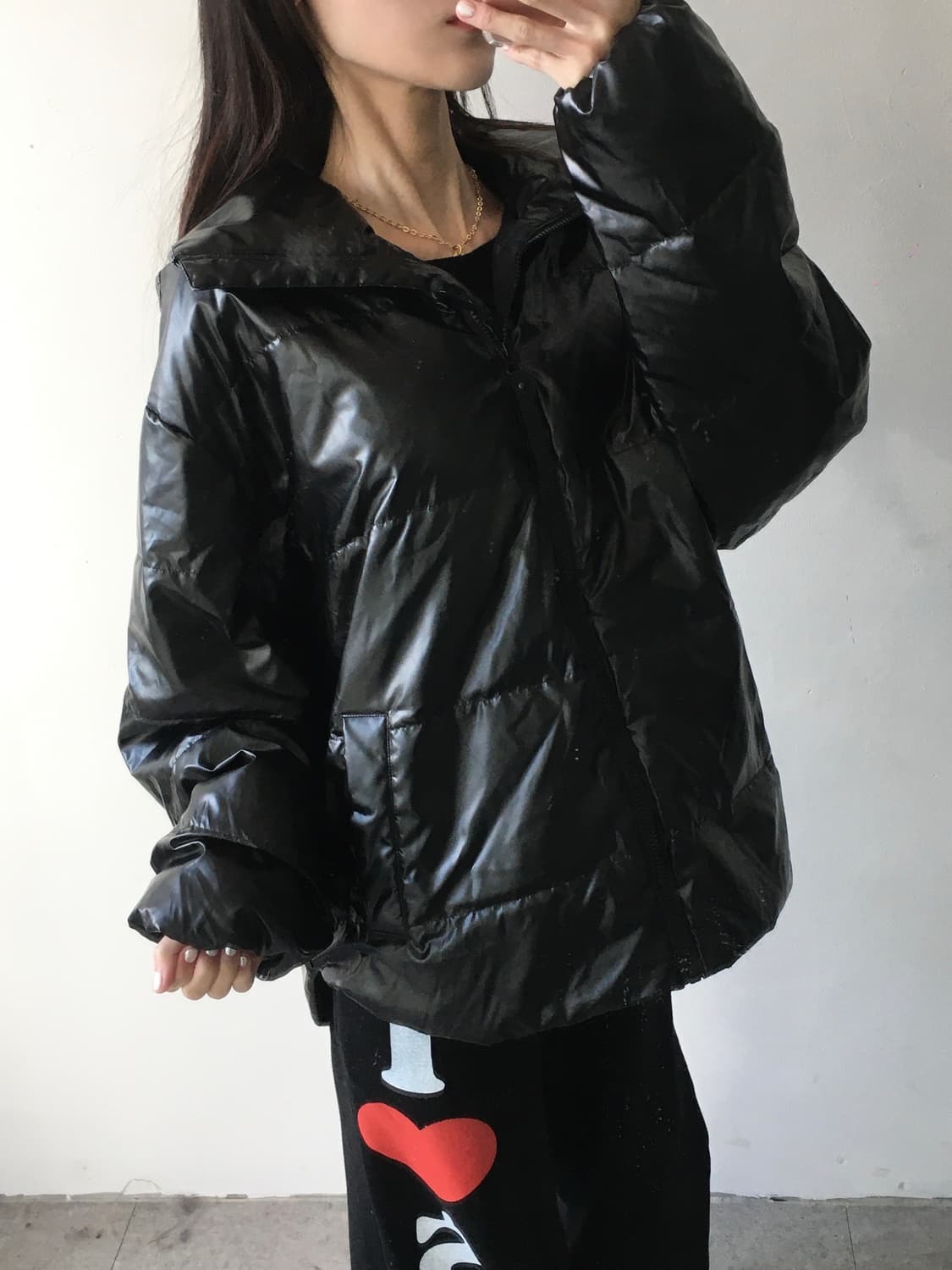 아디다스 글로시 백로고 패딩자켓 상품이미지2