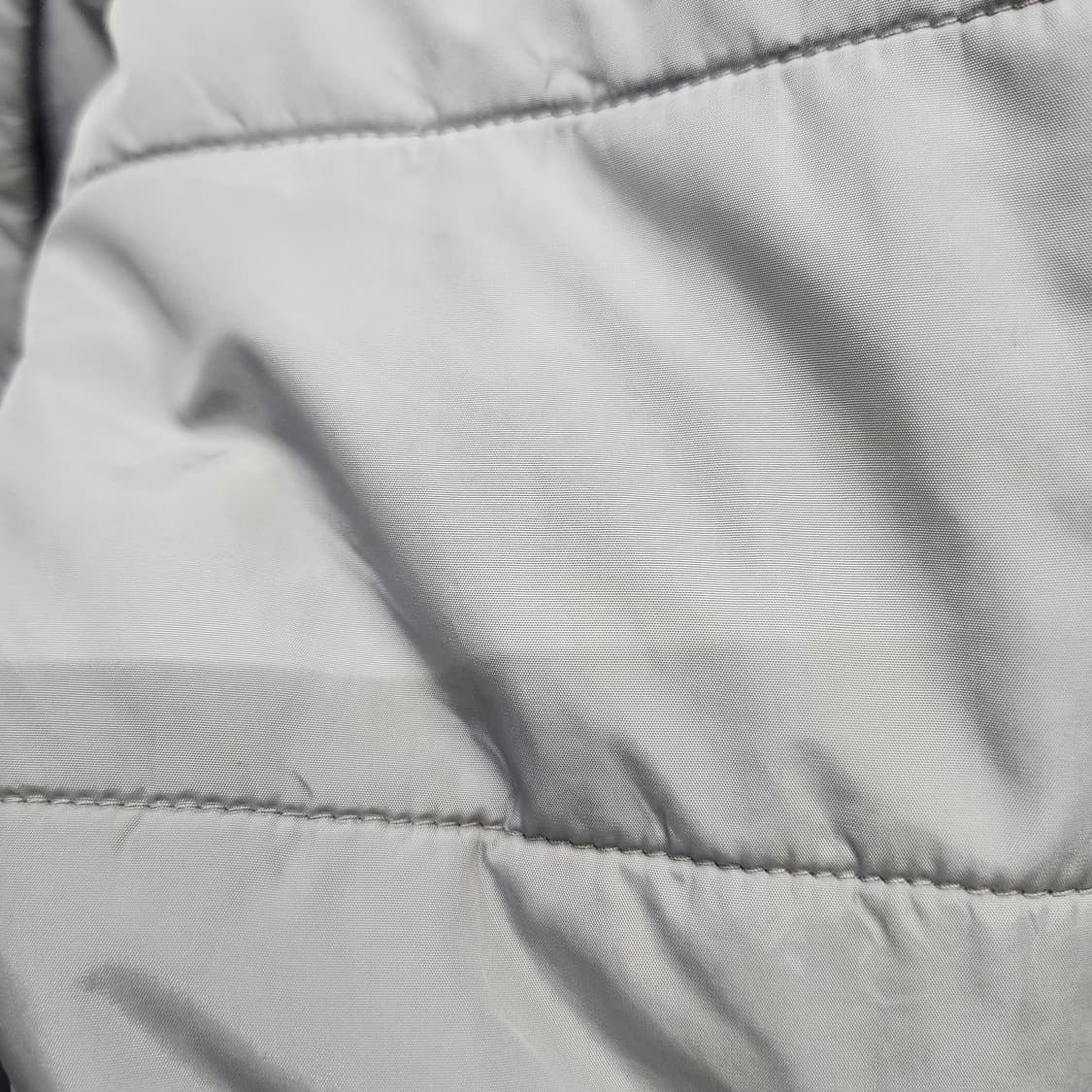 노스페이스 로고 경량패딩 95(M) 남여공용 상품이미지5