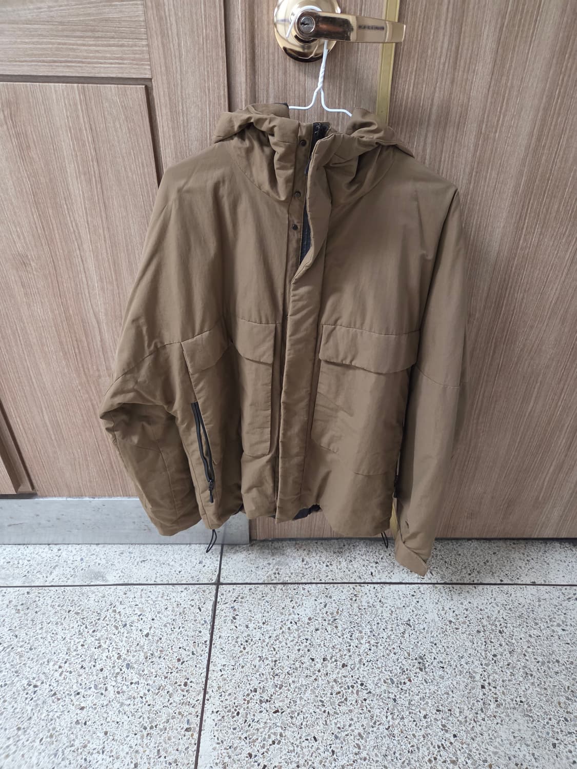 NWT 자라 포켓 패디드 자켓 XL 상품이미지1