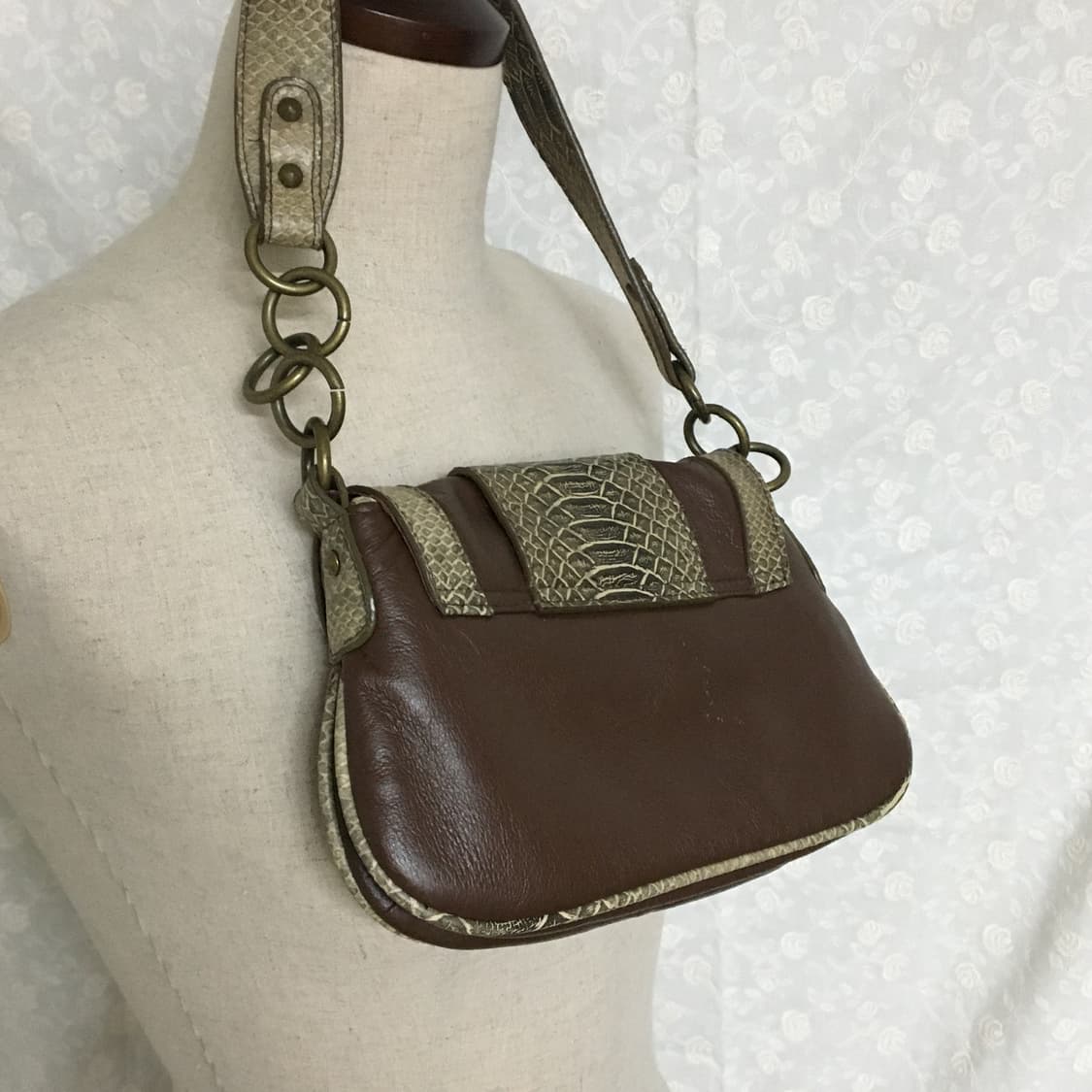 빈티지 브라운 파이톤 패턴 레더 숄더백 상품이미지3