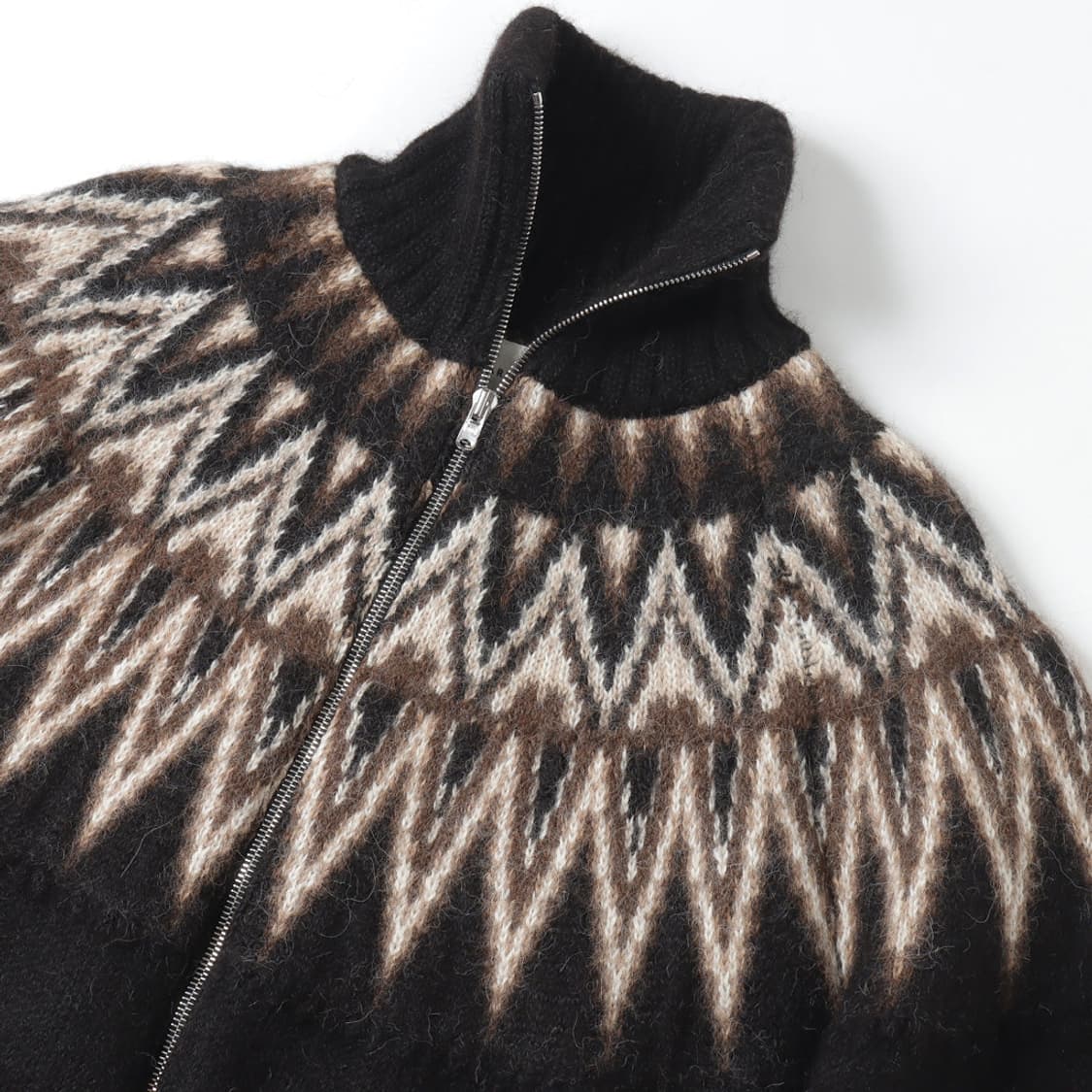 [3] 마카웨어 23aw 스노우패턴 드라이버스 점퍼 알파카 니트 스웨터 상품이미지3