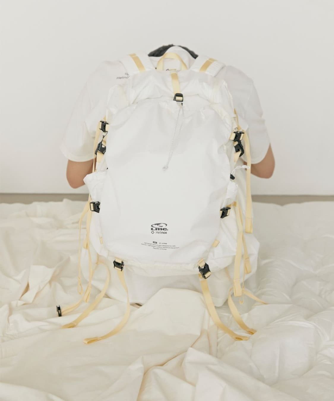 Helinox 헬리녹스 LMC 콜라보 화이트 미니멀 백팩 가방 28L 상품이미지2