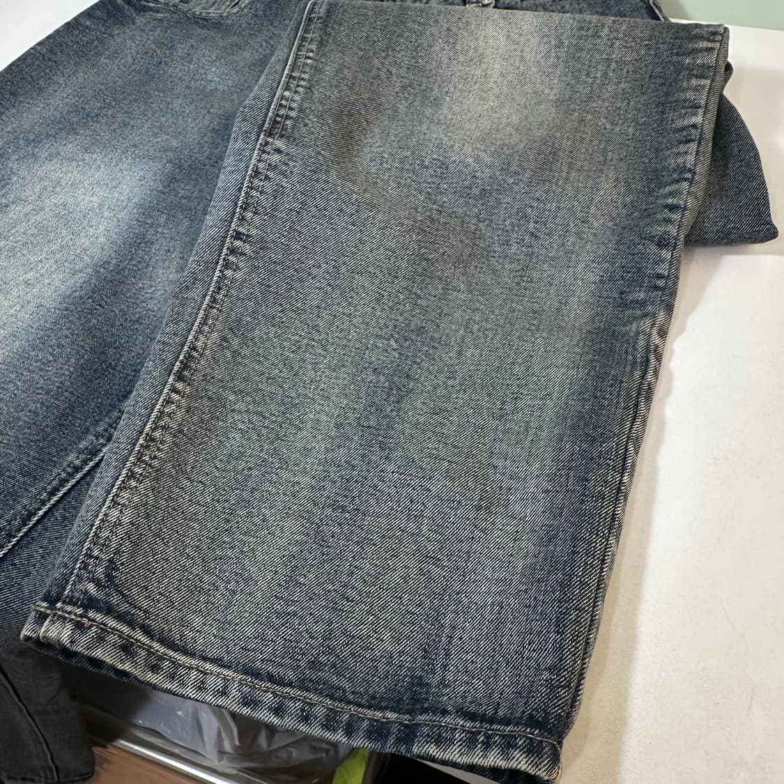 L 토피 와이드핏 녹워시드 데님팬츠 상품이미지3