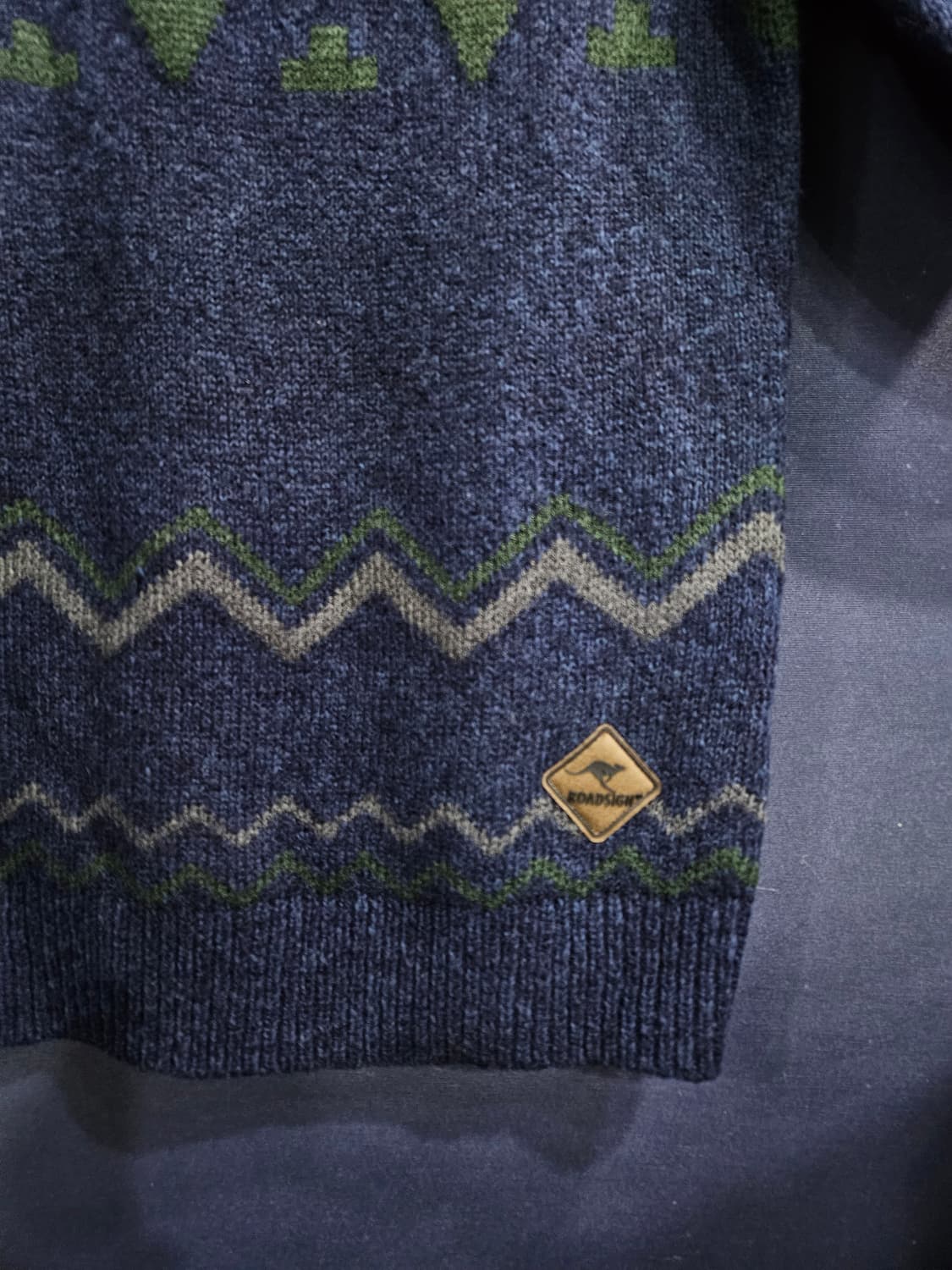 로드사인 네이비 배색 남성 슬림핏 95 니트 상품이미지6