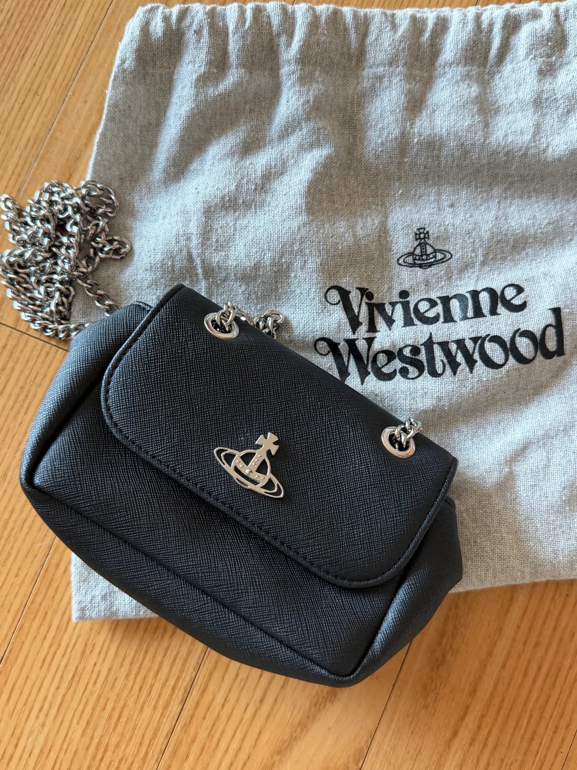 비비안웨스트우드 스몰 체인 퍼스 크로스백 상품이미지1