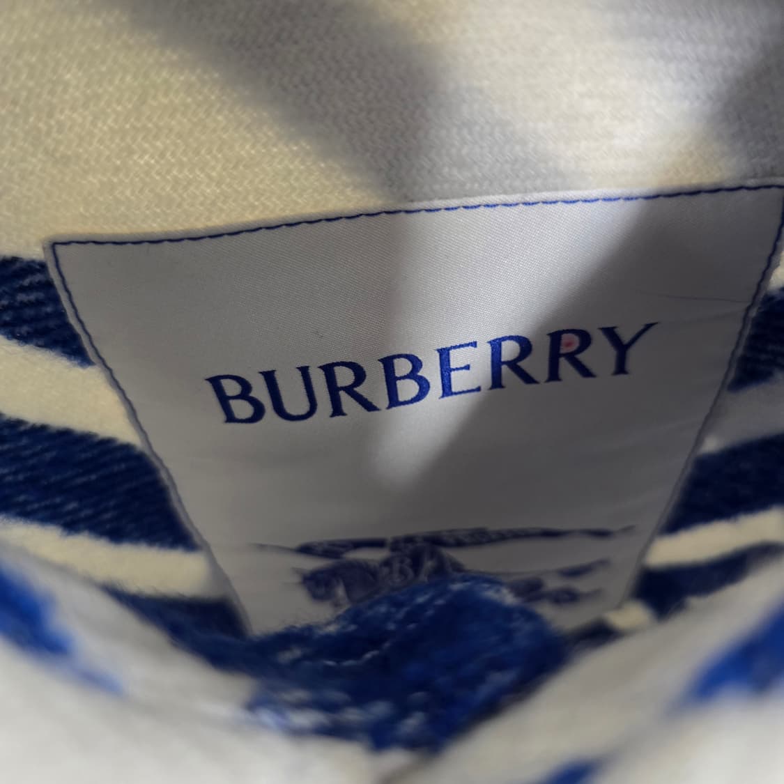 버버리 체크 울 블렌드 오버셔츠 xs사이즈 100 105 판매 상품이미지3